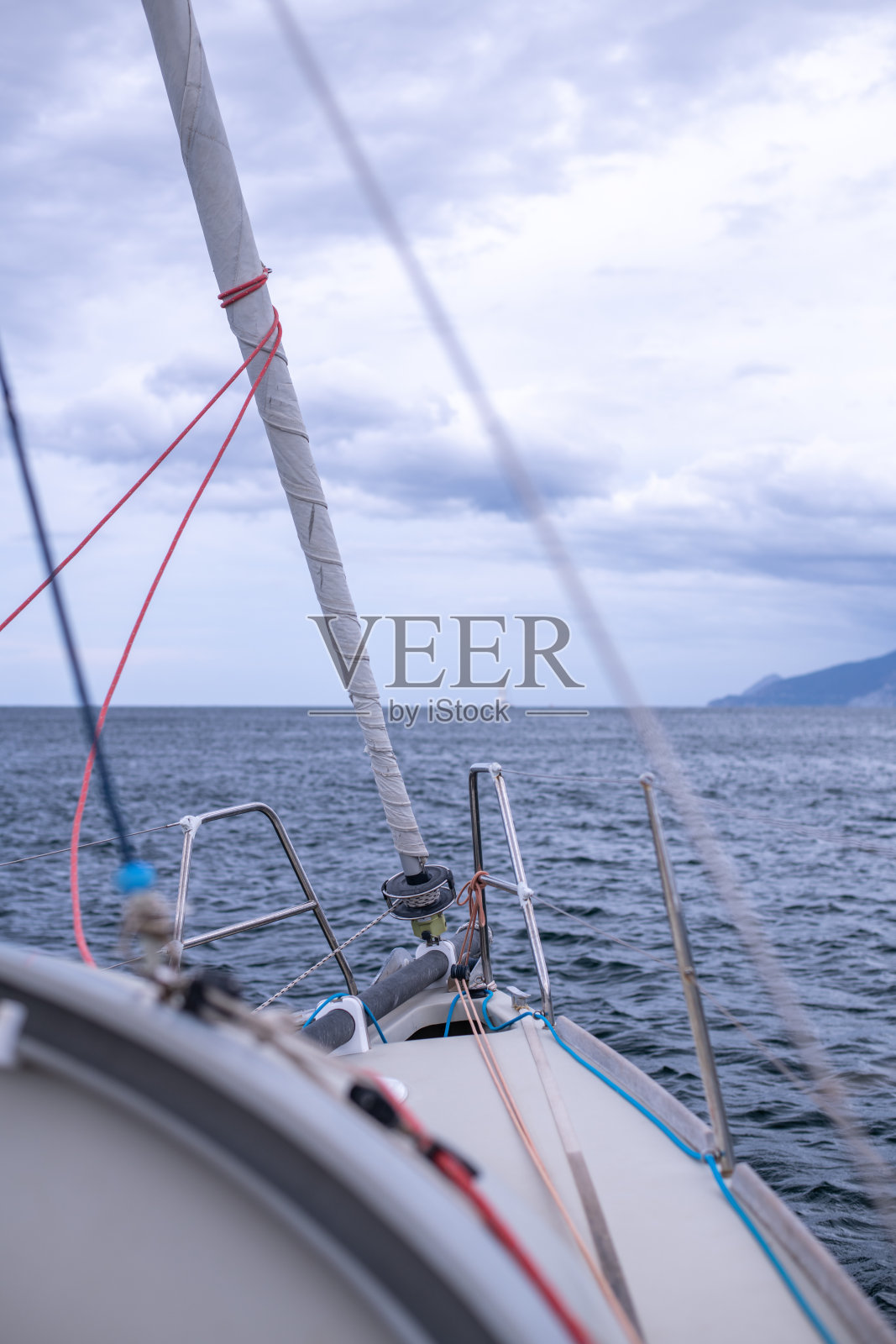 一艘帆船的细节照片摄影图片