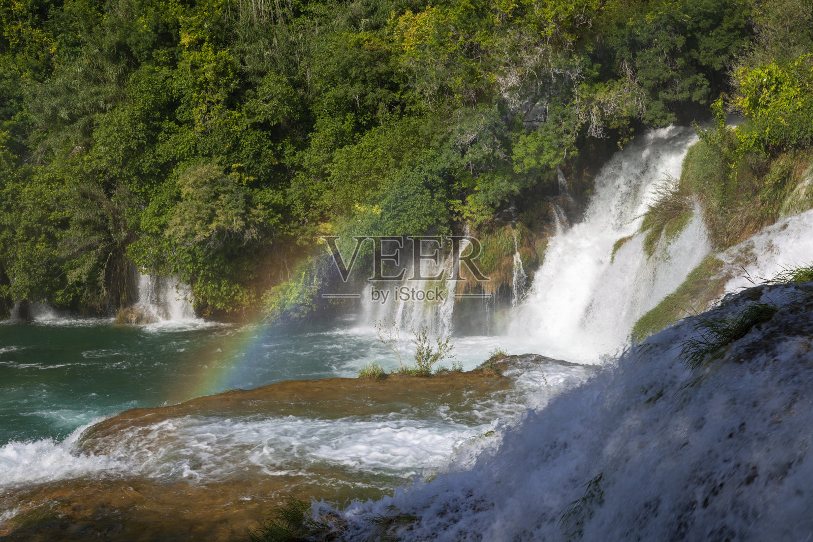 克罗地亚喀尔卡国家公园的Skradinski buk瀑布照片摄影图片