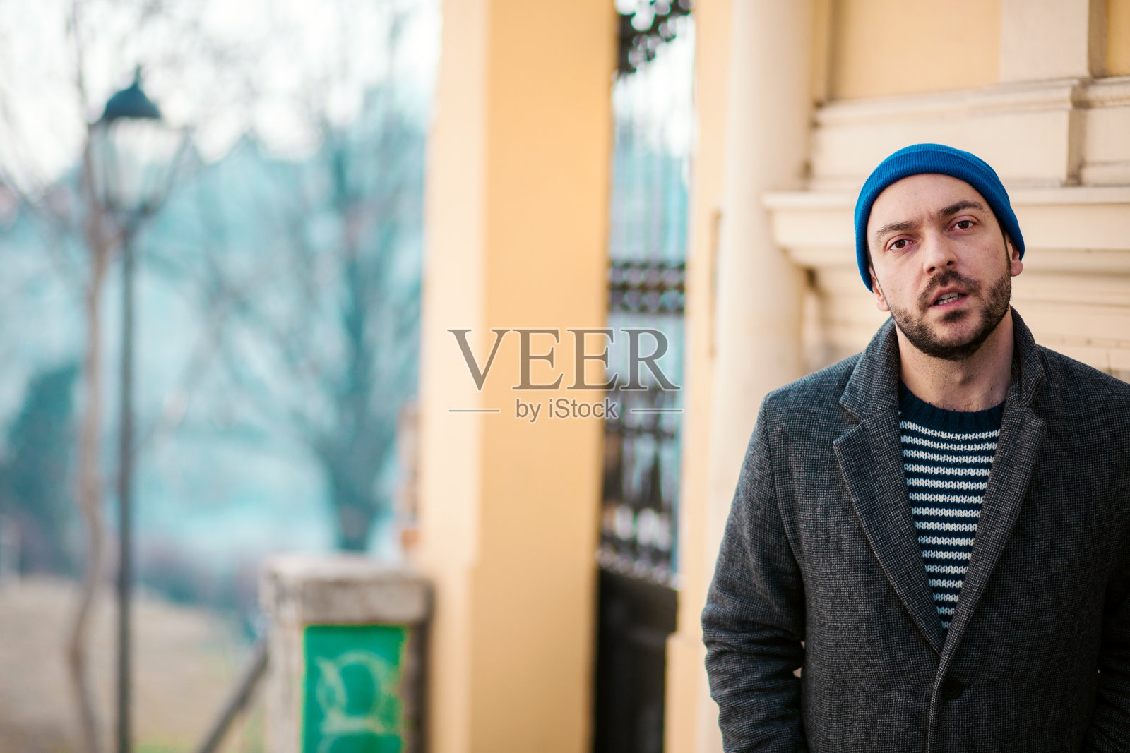 《都市随便的男人》照片摄影图片