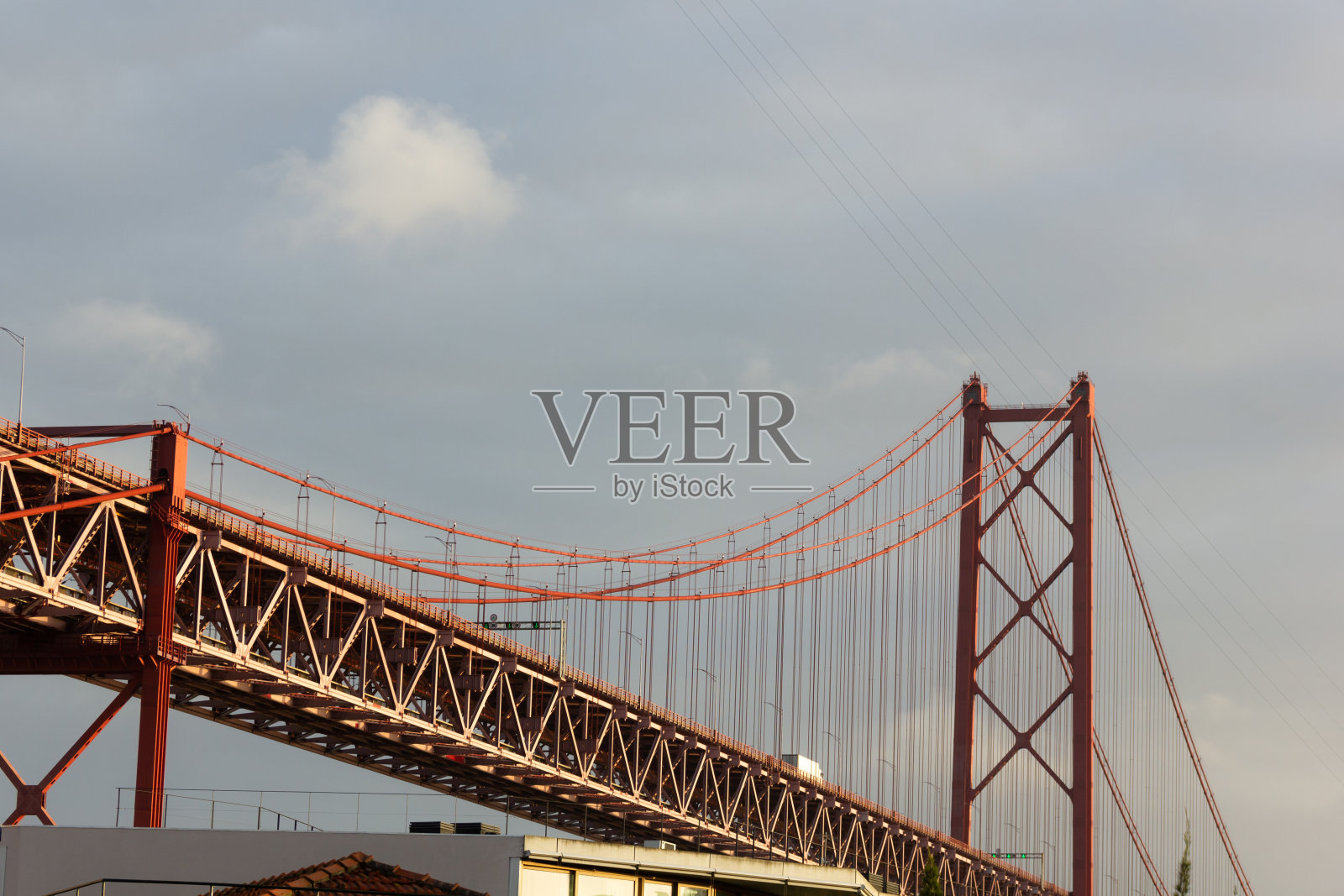 葡萄牙里斯本著名的红桥照片摄影图片