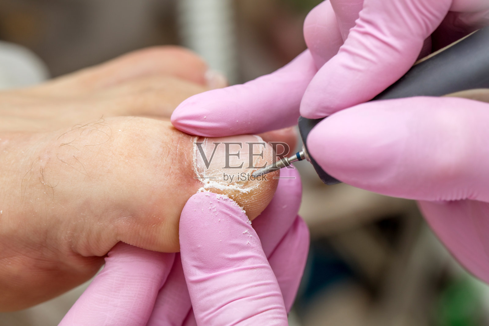 男性五金足疗沙龙。照片摄影图片