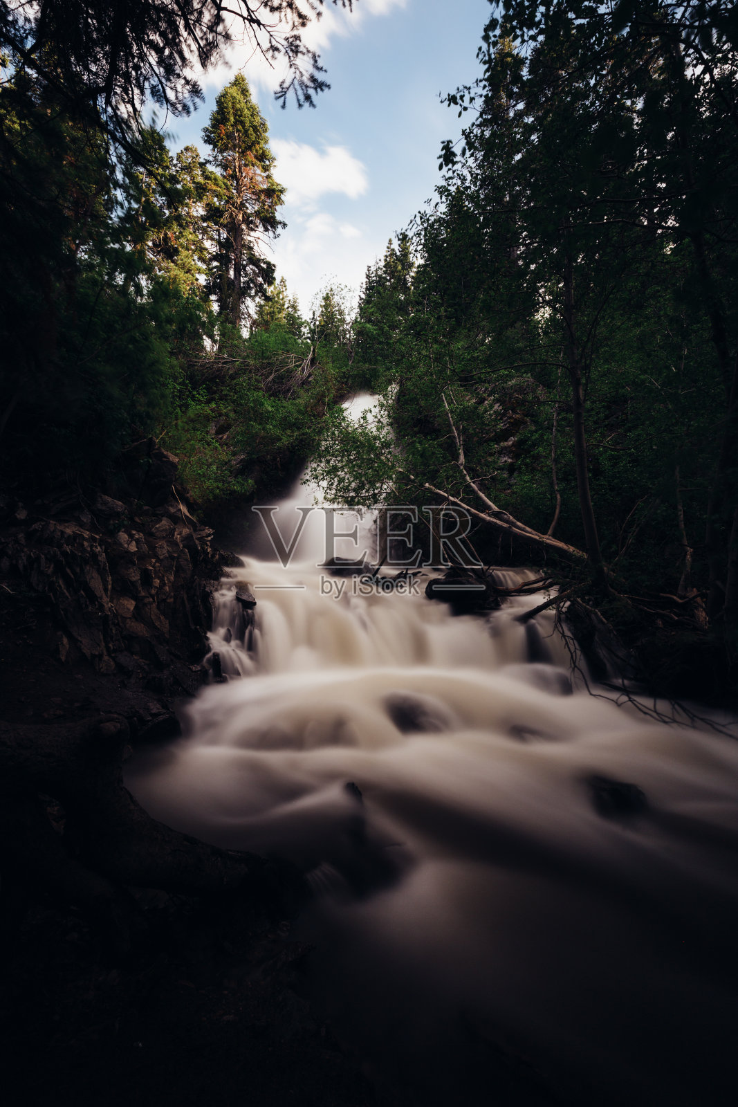 猎人溪瀑布照片摄影图片