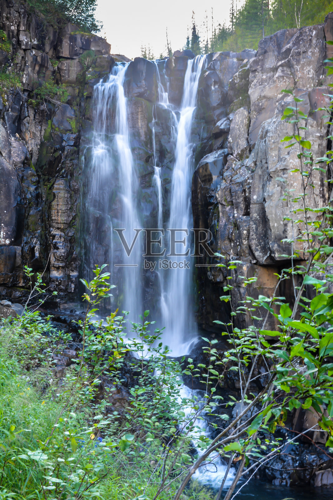 Putorana高原。照片摄影图片
