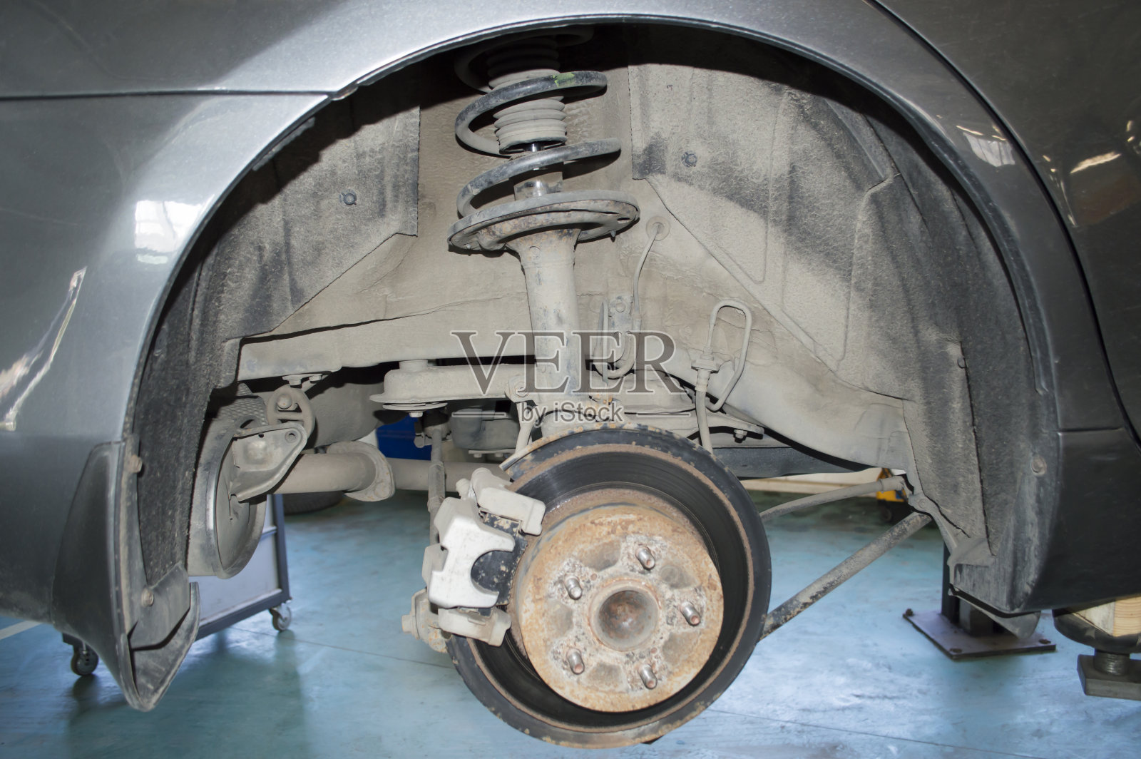 灰色汽车后悬架照片摄影图片