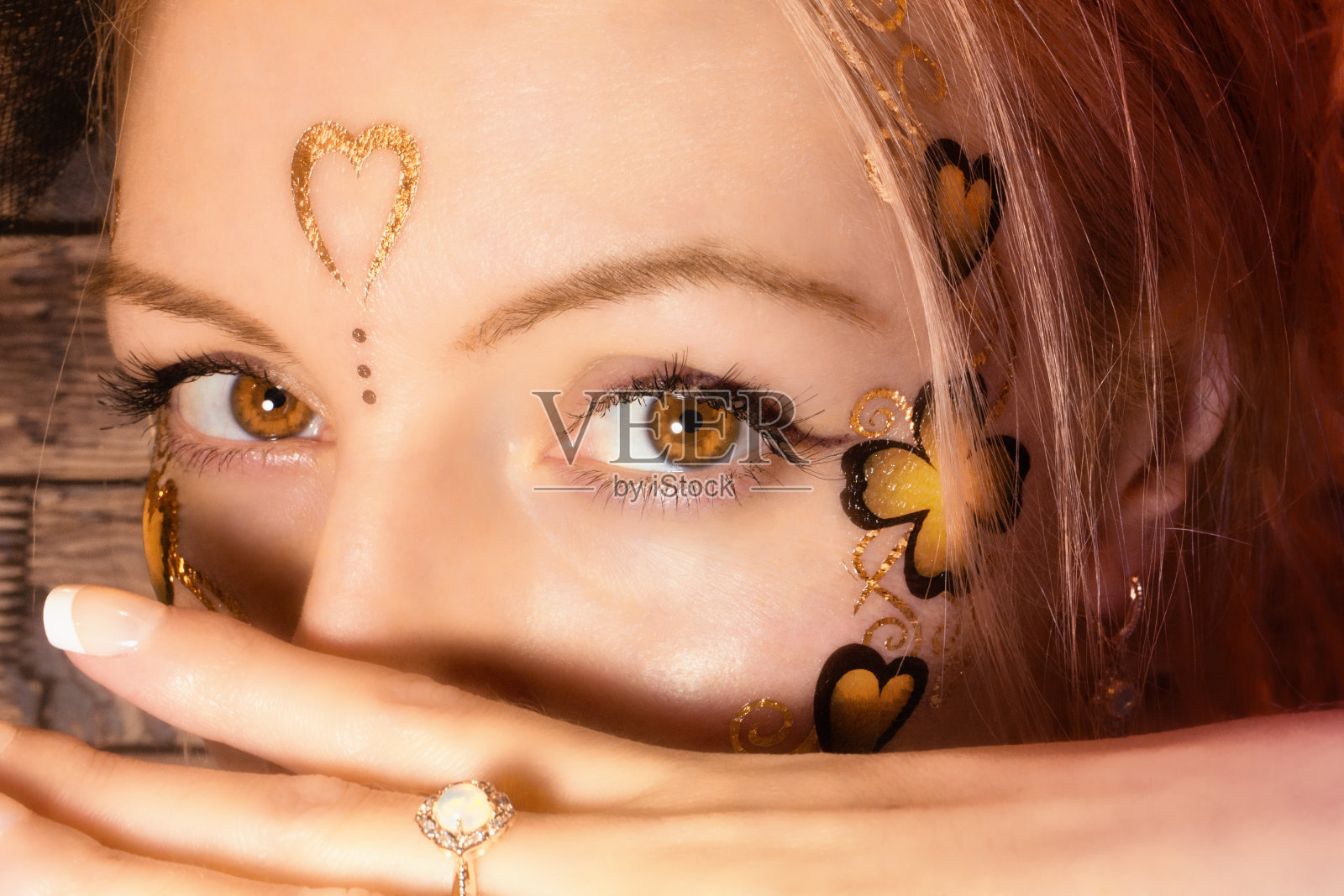 棕色的眼睛照片摄影图片