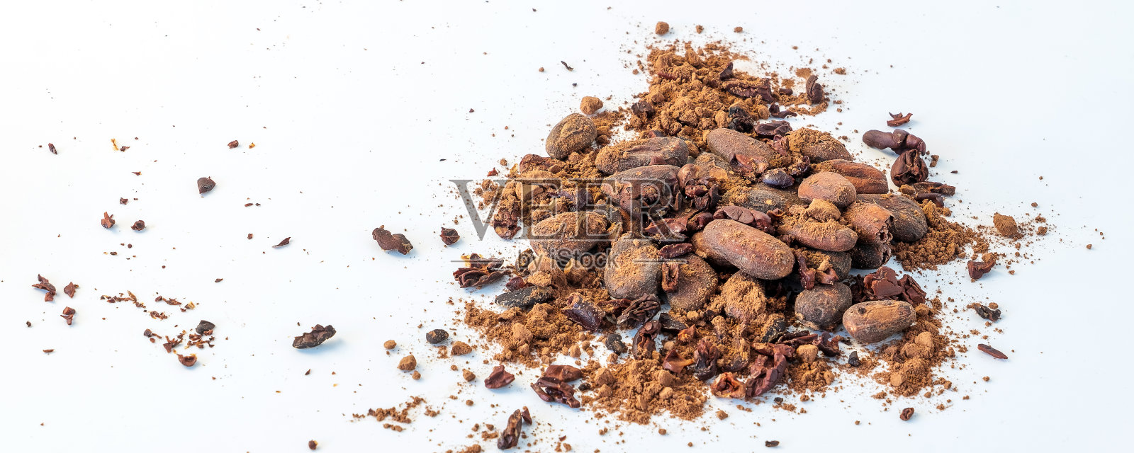 可可豆种子,可可豆粒和可可粉分离在白色背景上。照片摄影图片