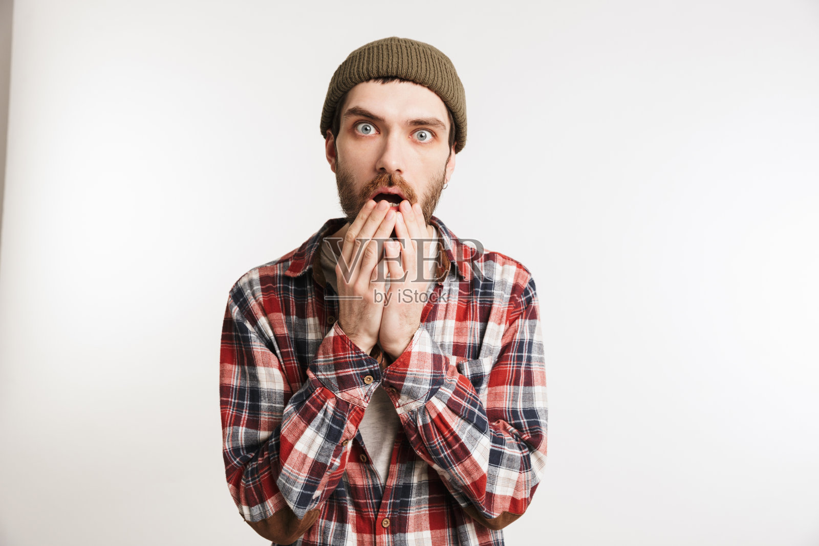 一个穿着格子衬衫的胡子男人的肖像照片摄影图片