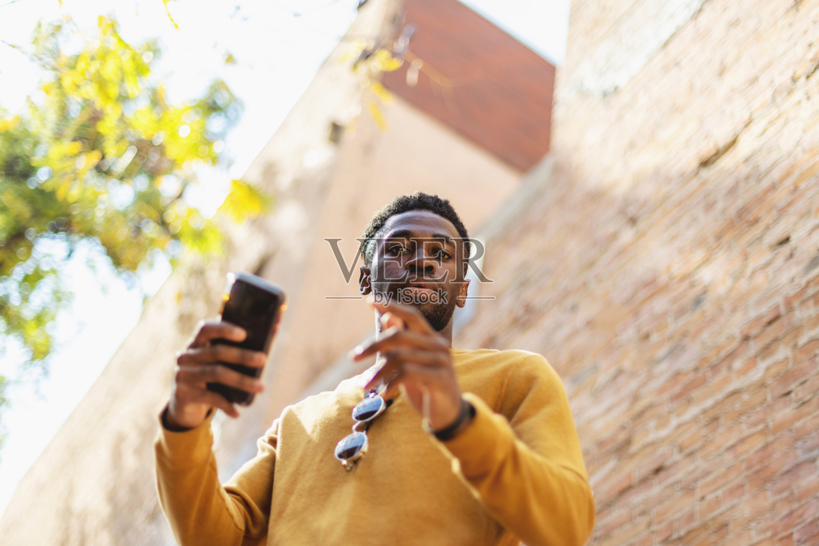 年轻一代X男专业户外摄影系列照片摄影图片