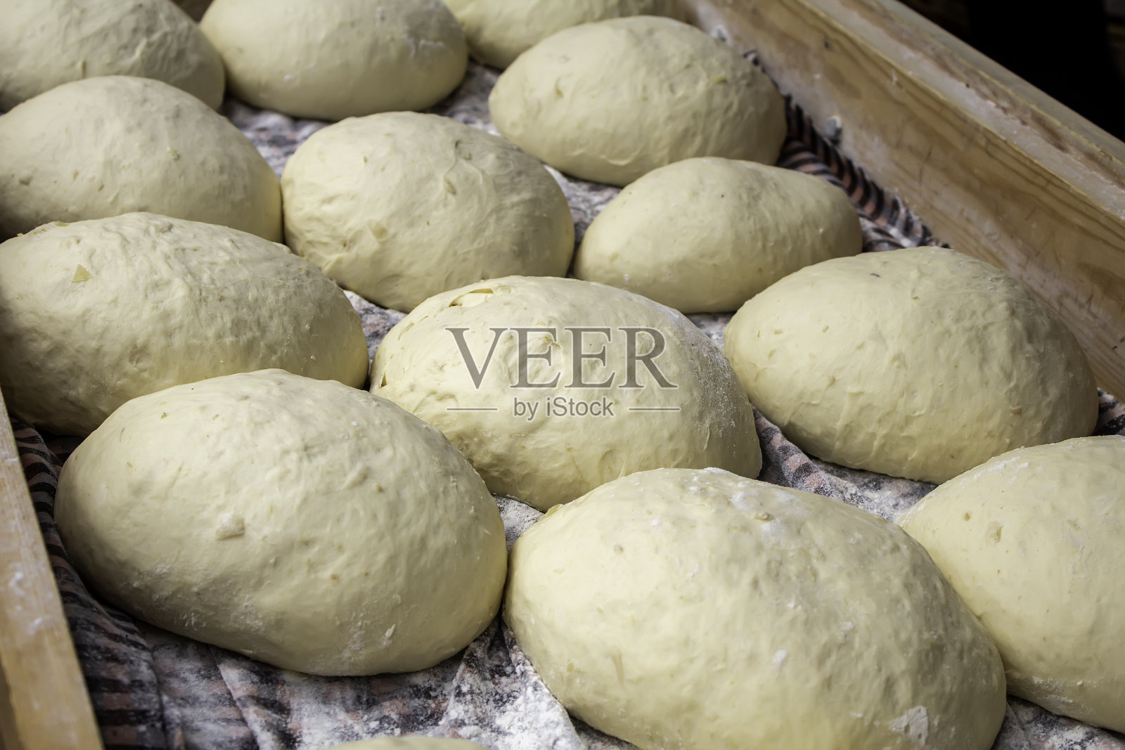 做面包面团照片摄影图片