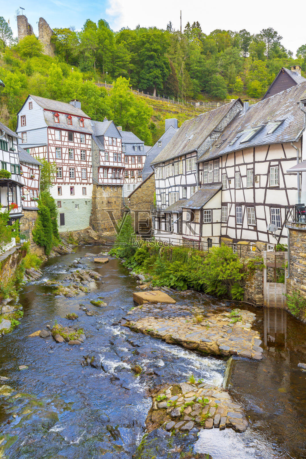 德国艾菲尔地区蒙绍最好的旅游村庄照片摄影图片