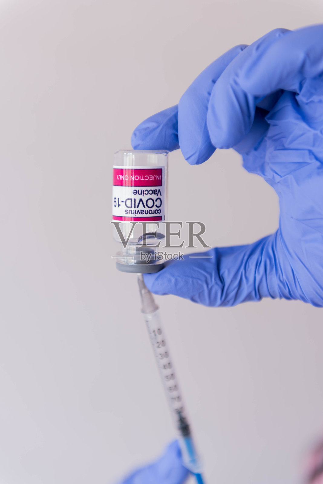 新型冠状病毒疫苗照片摄影图片