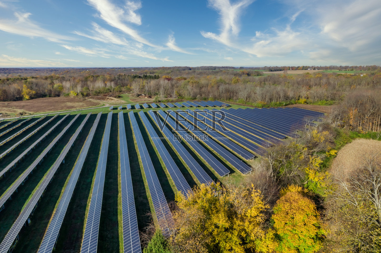 太阳能农场照片摄影图片