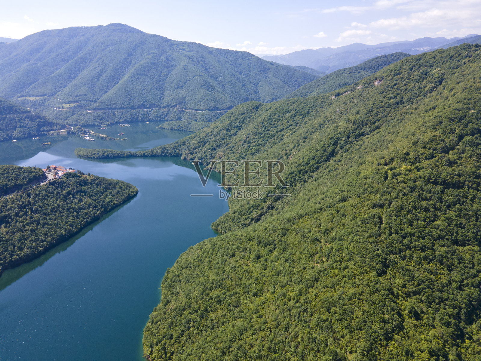瓦查水库鸟瞰图,保加利亚照片摄影图片