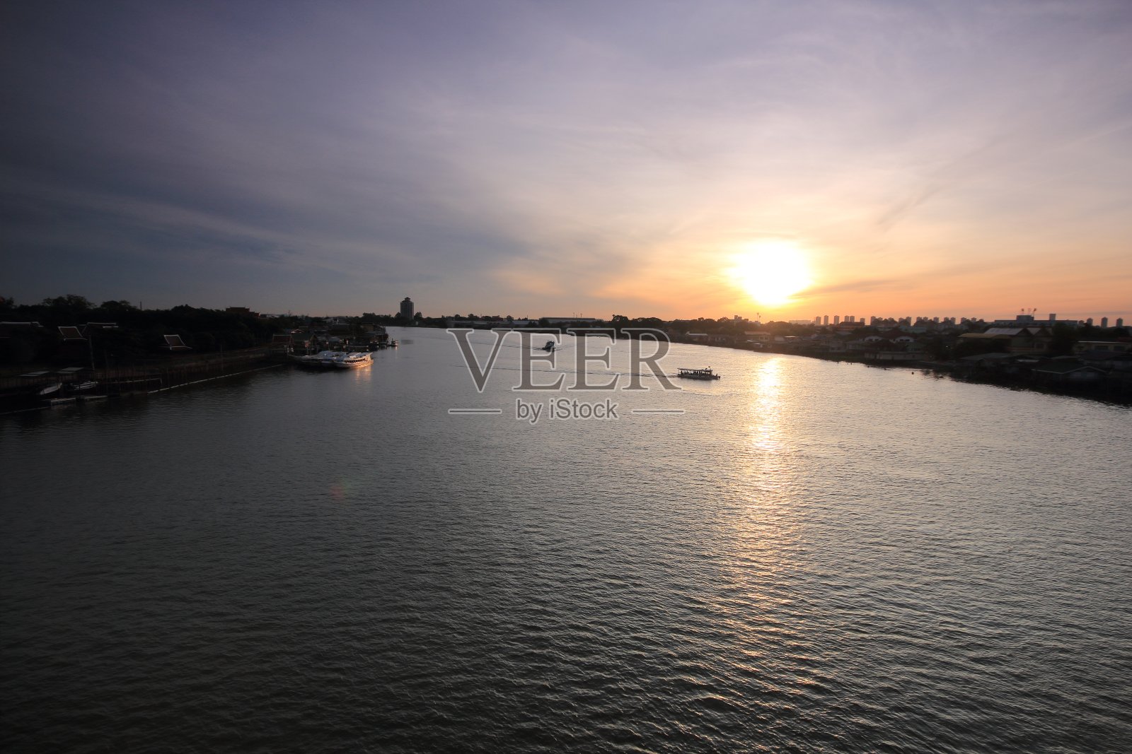 泰国河上的日出照片摄影图片