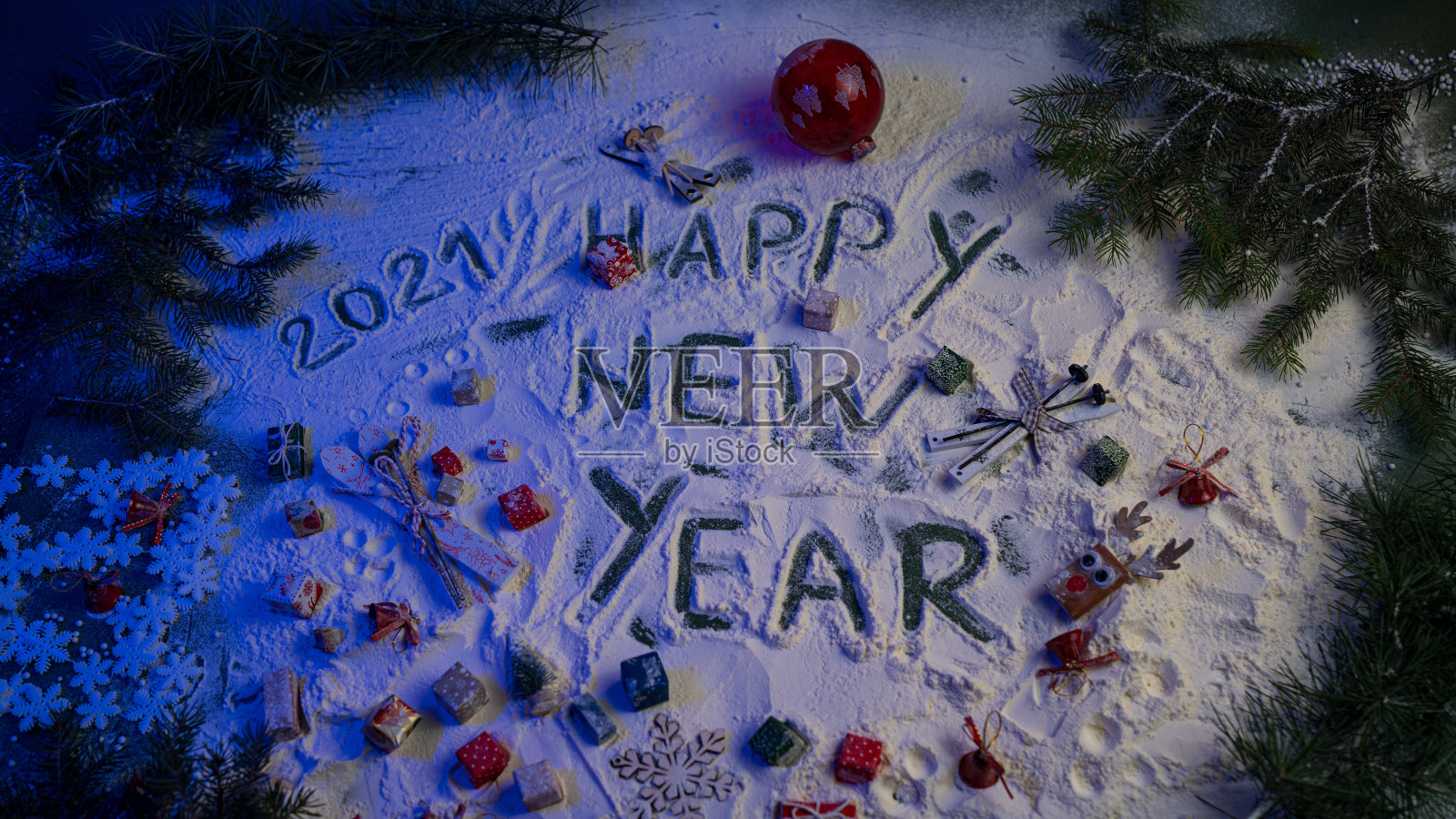 2021新年手写粉照片摄影图片