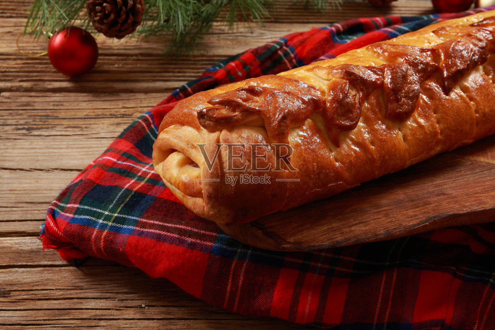 委内瑞拉美食火腿和橄榄包裹面包蛋糕潘火腿照片摄影图片