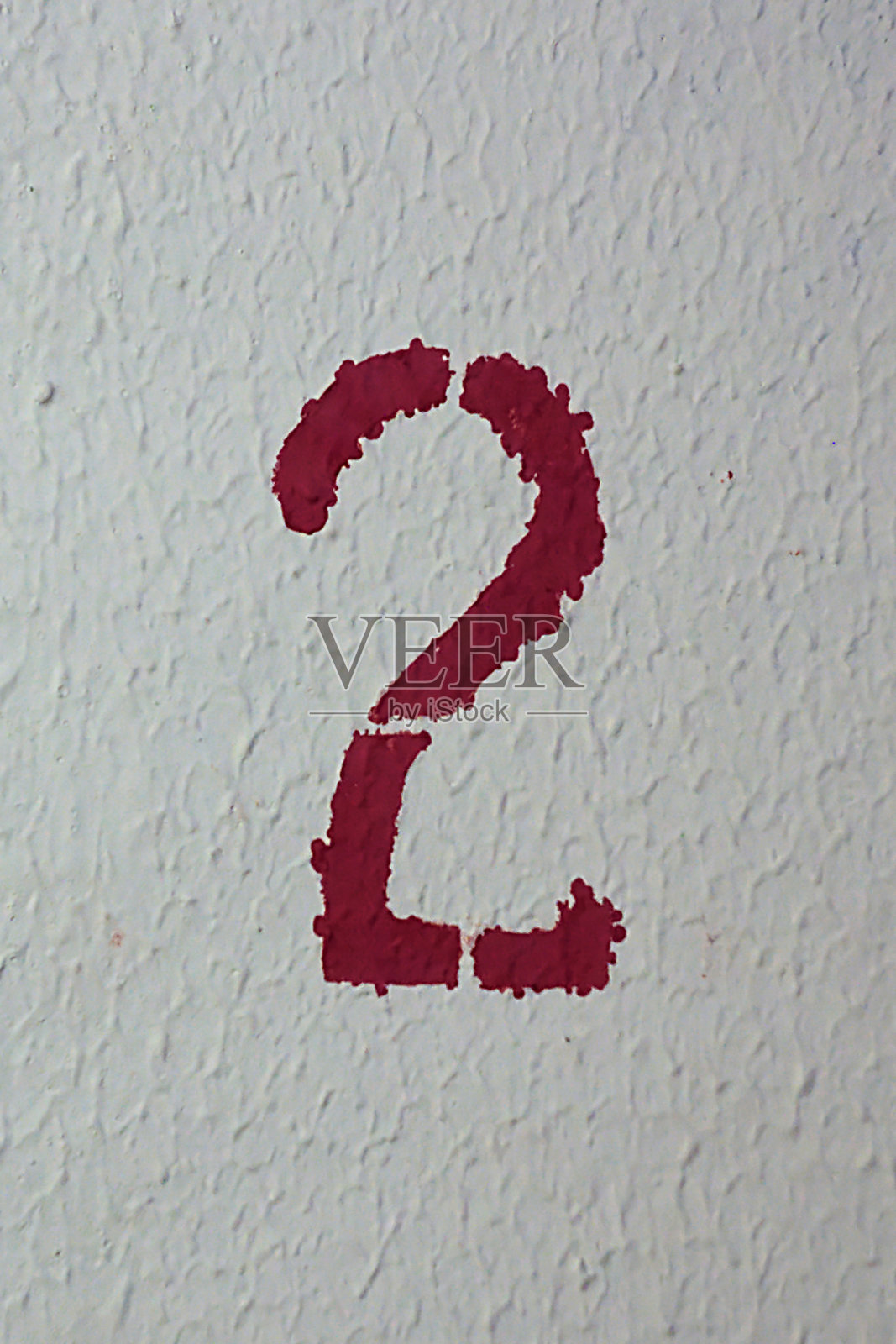 画在墙上的红色数字" 2照片摄影图片