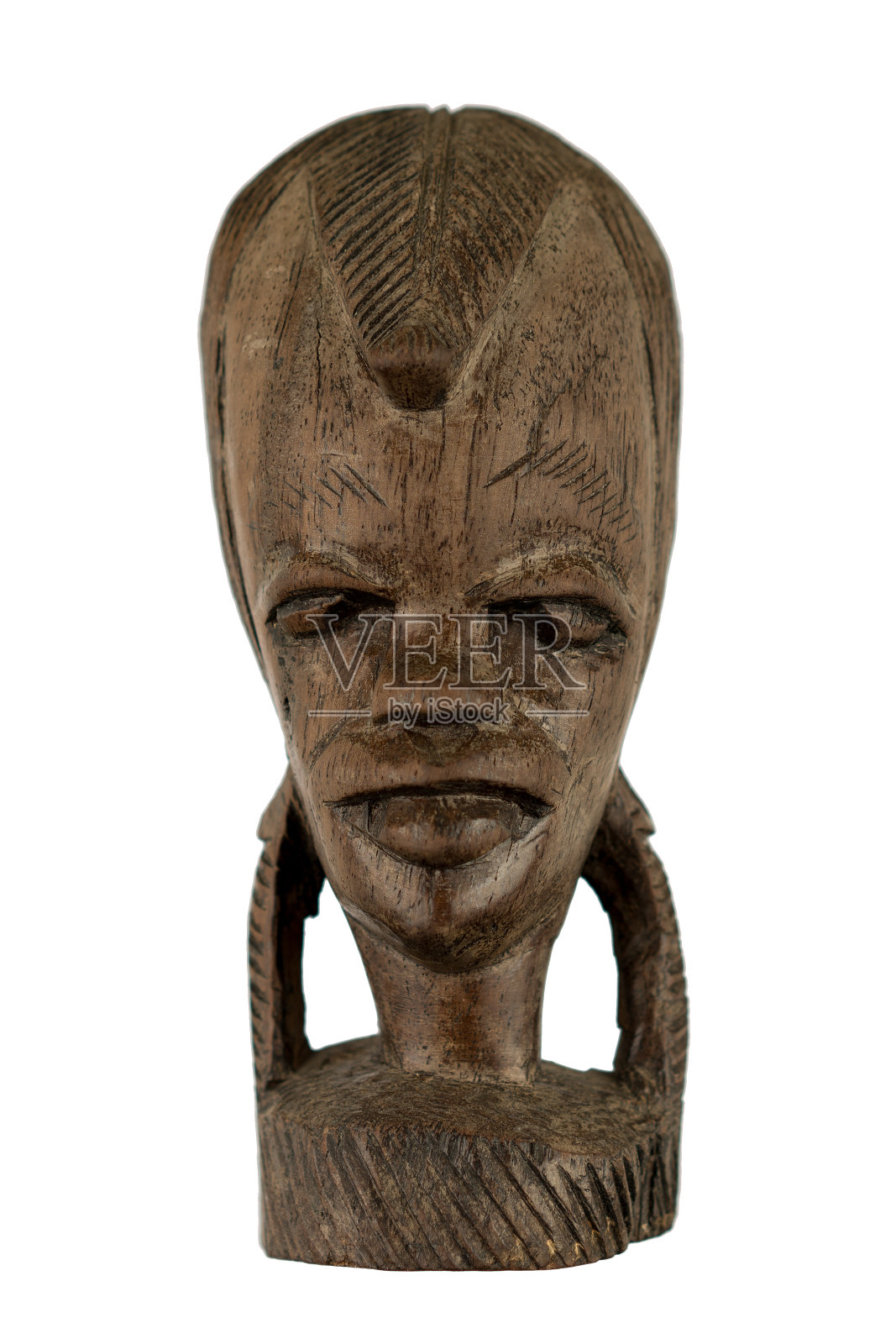 女人的头用黑色木材雕刻,孤立在白色背景上。古代非洲黑木雕工艺品孤立在白色背景上照片摄影图片