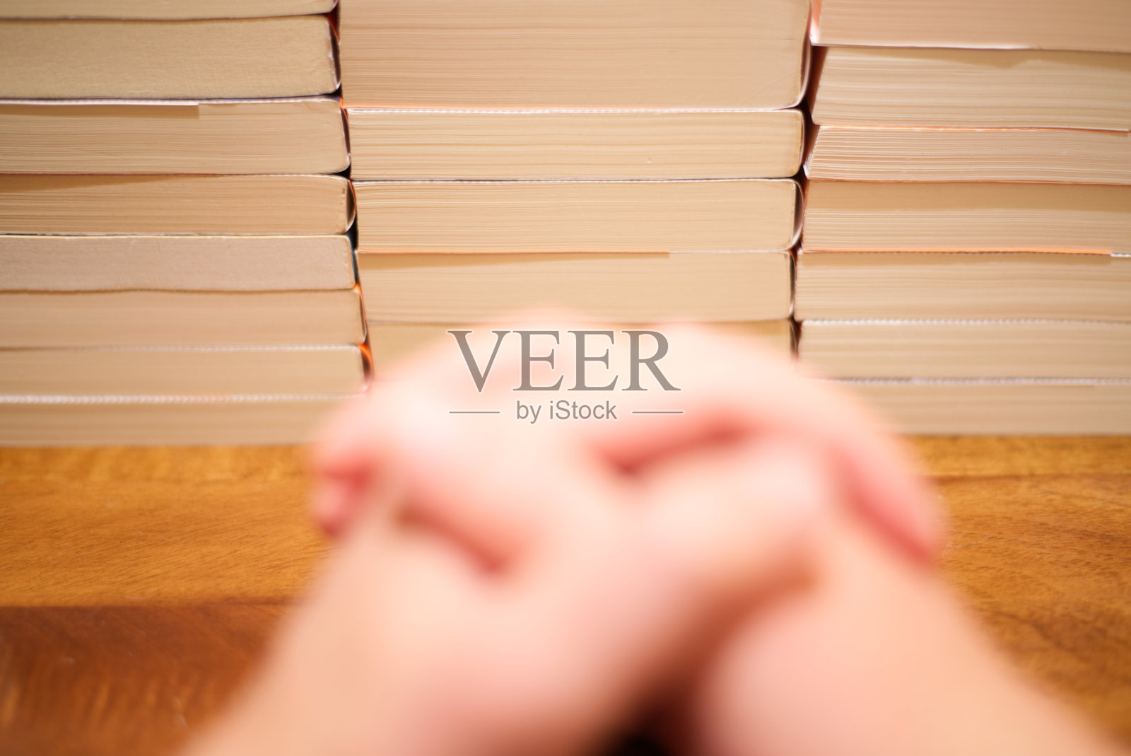 书照片摄影图片