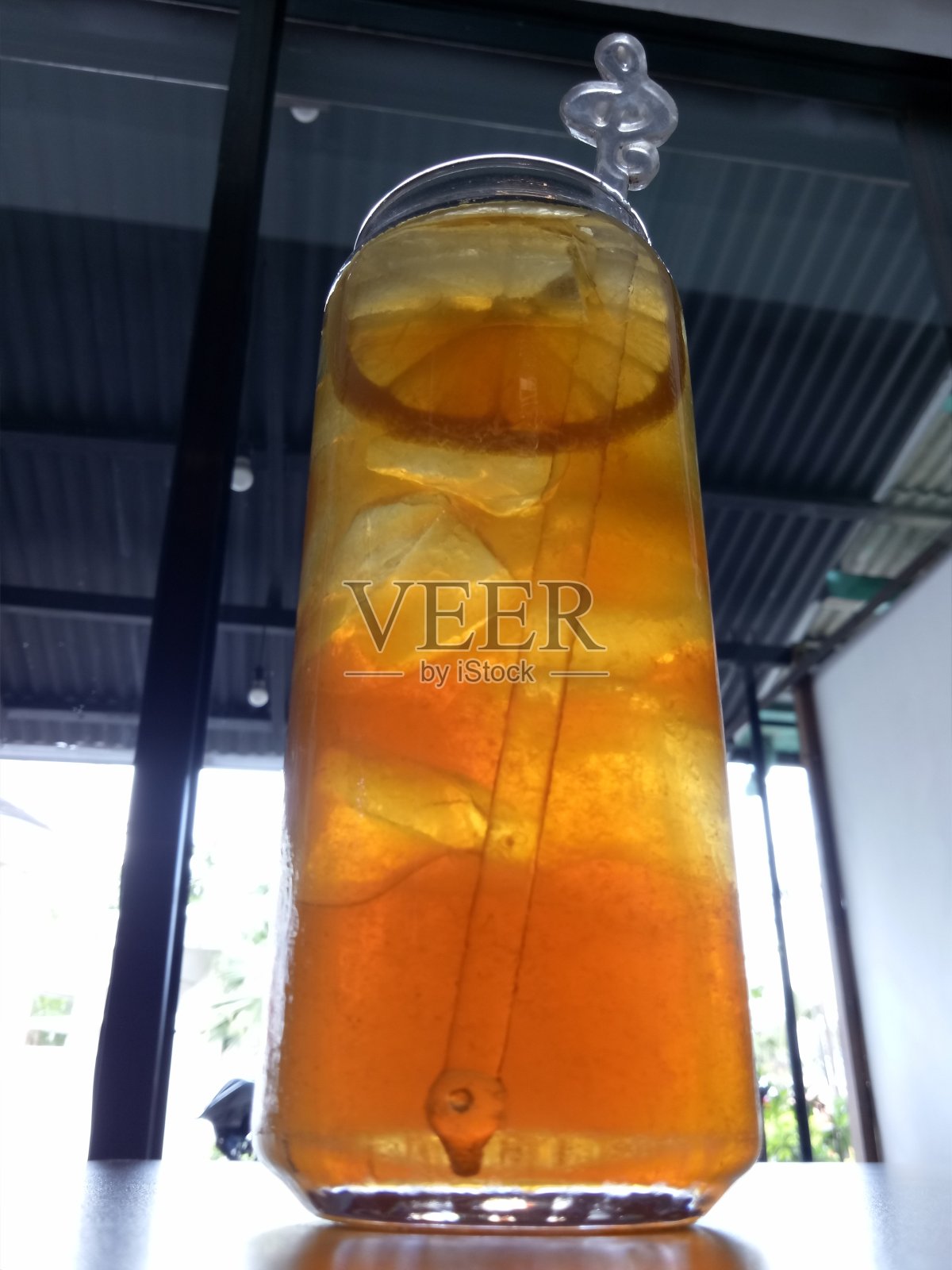 新鲜柠檬茶冰的照片照片摄影图片