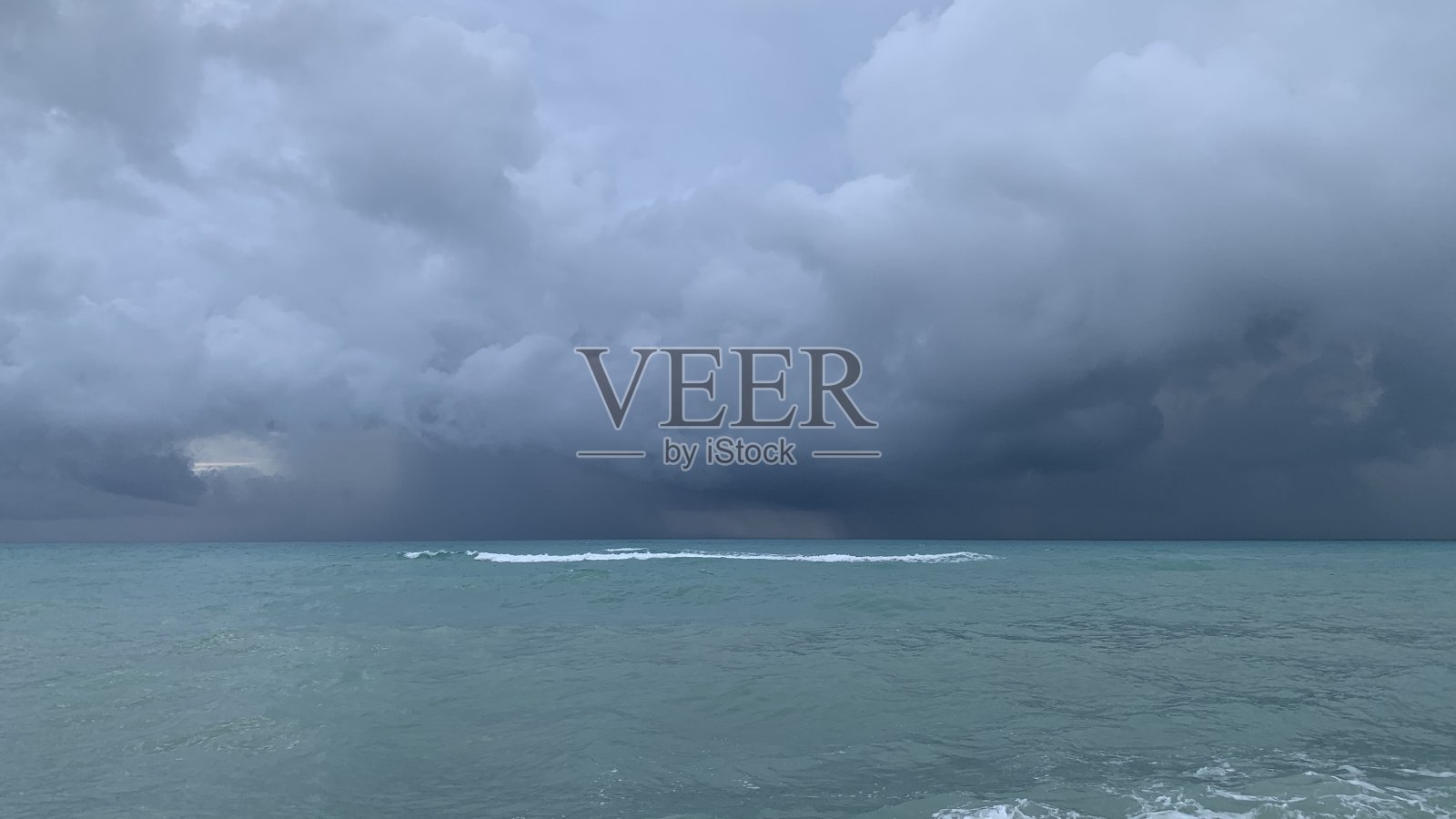 北迈阿密海滩海滩风暴照片摄影图片