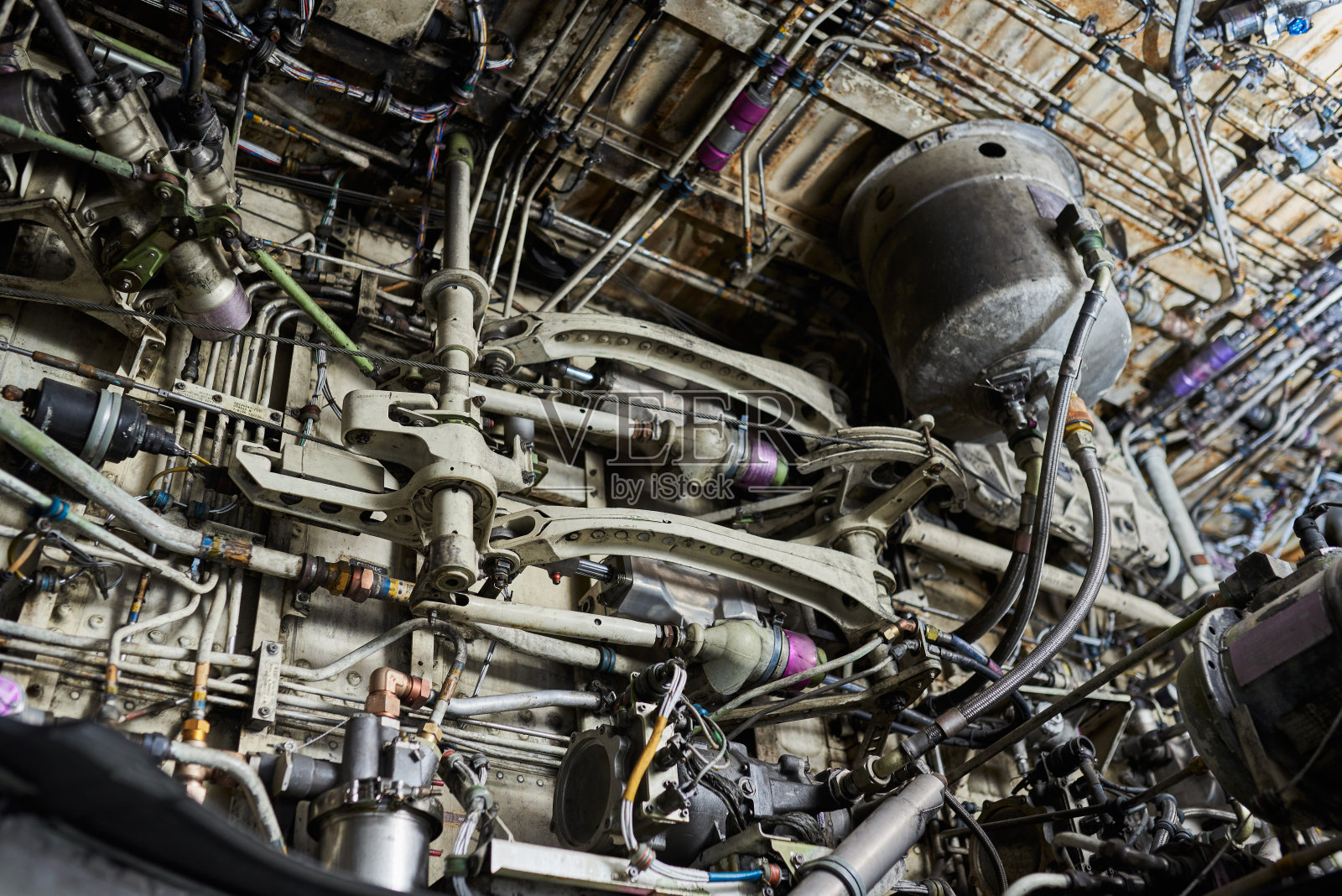 飞机主起落架舱内照片摄影图片