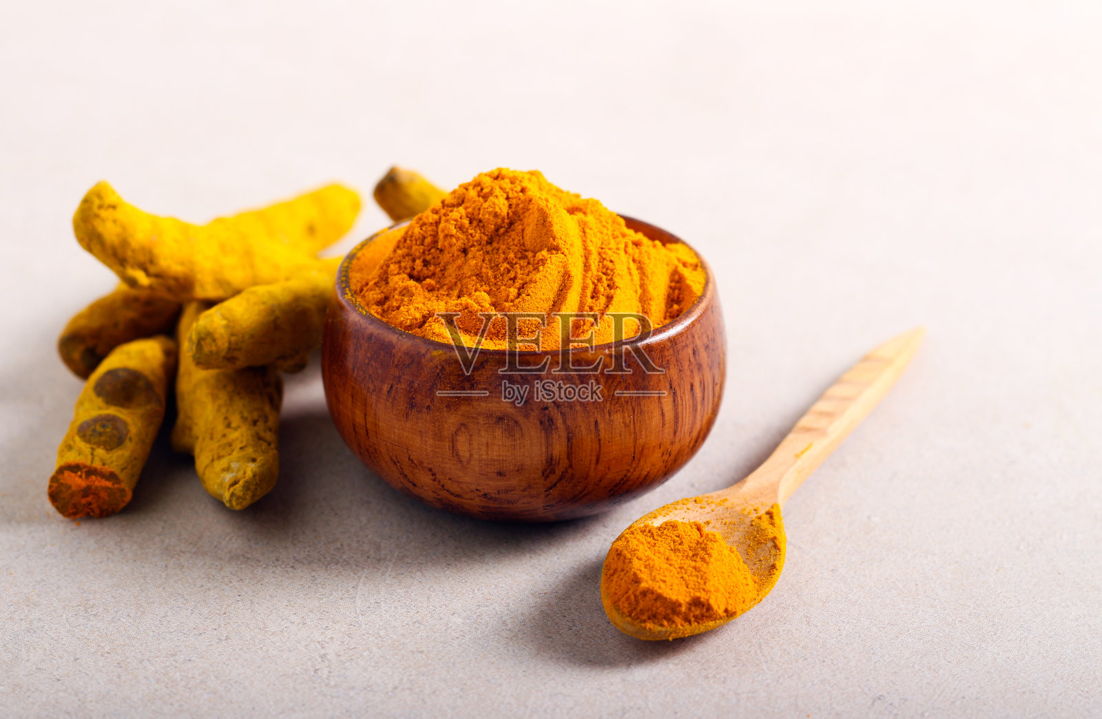 姜黄根和粉末照片摄影图片
