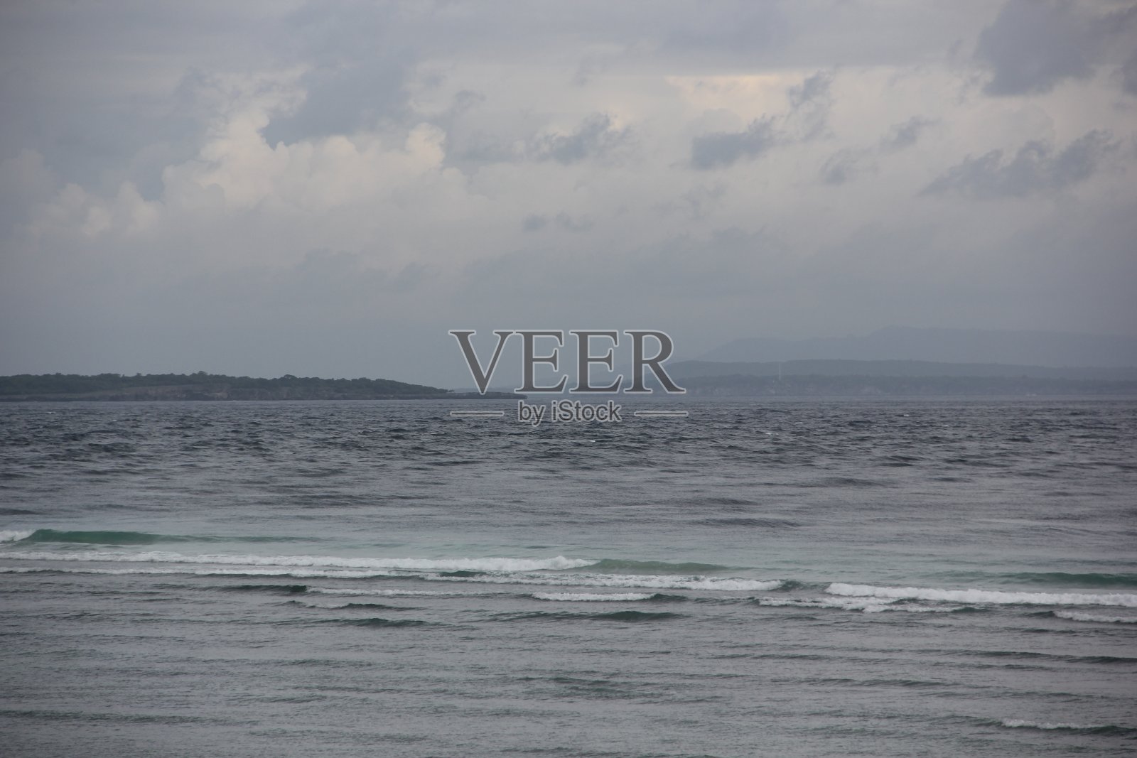 波浪在Tidung岛照片摄影图片