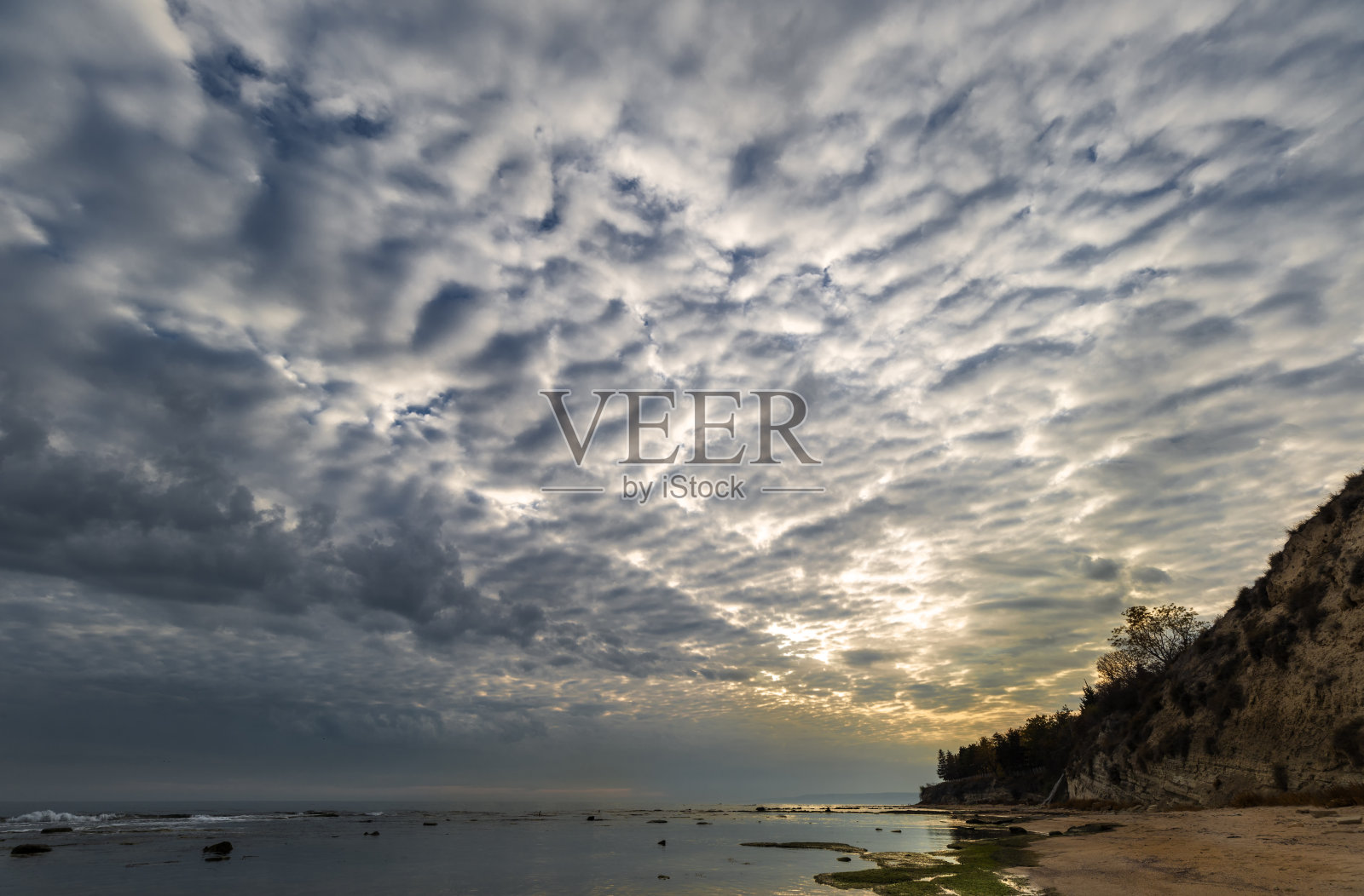 日落在黑海海岸照片摄影图片