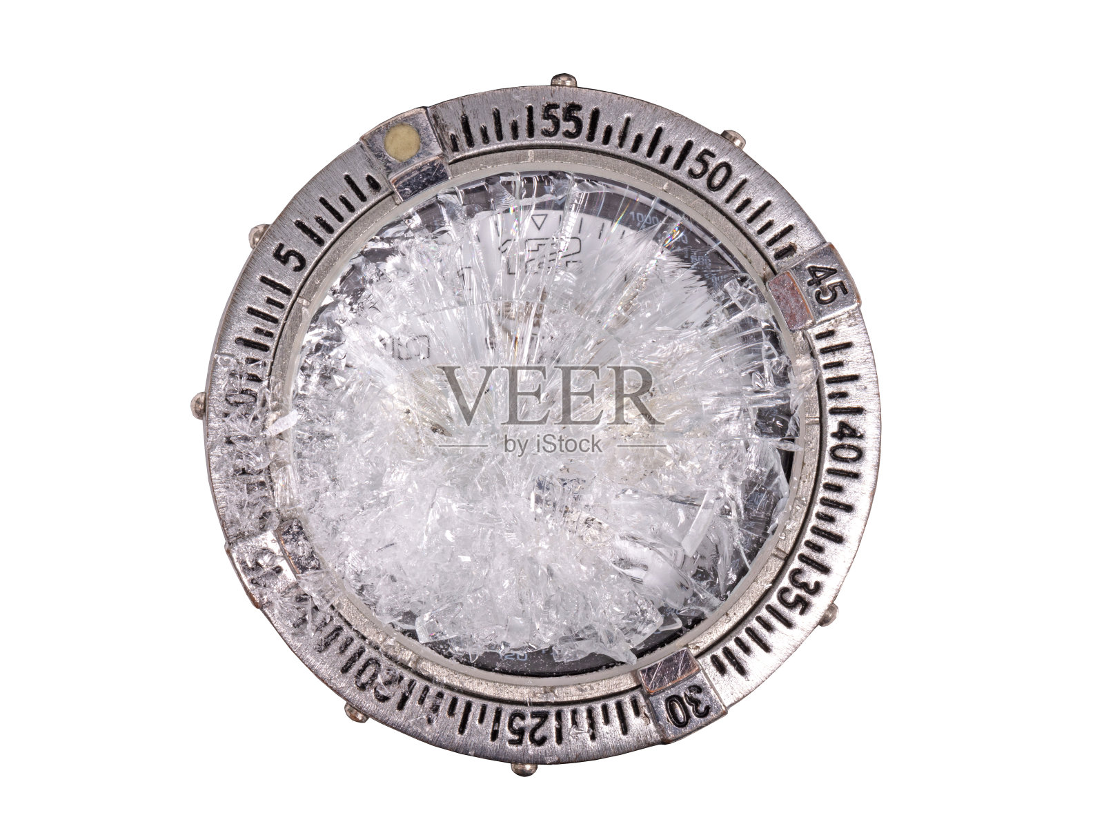 破碎的手表孤立在白色背景上照片摄影图片