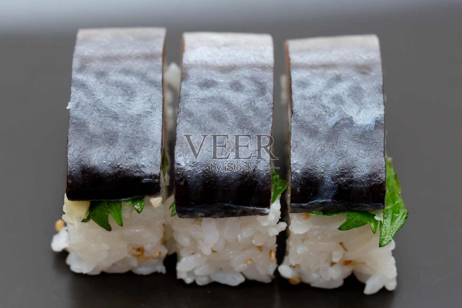 鲭鱼寿司照片摄影图片