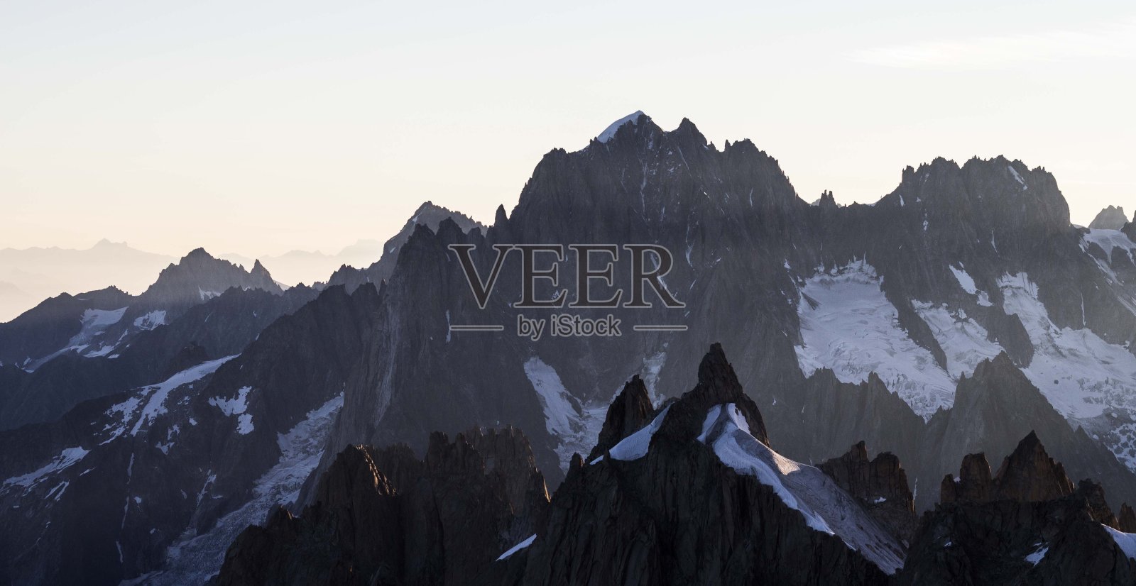 阿尔卑斯山脉照片摄影图片