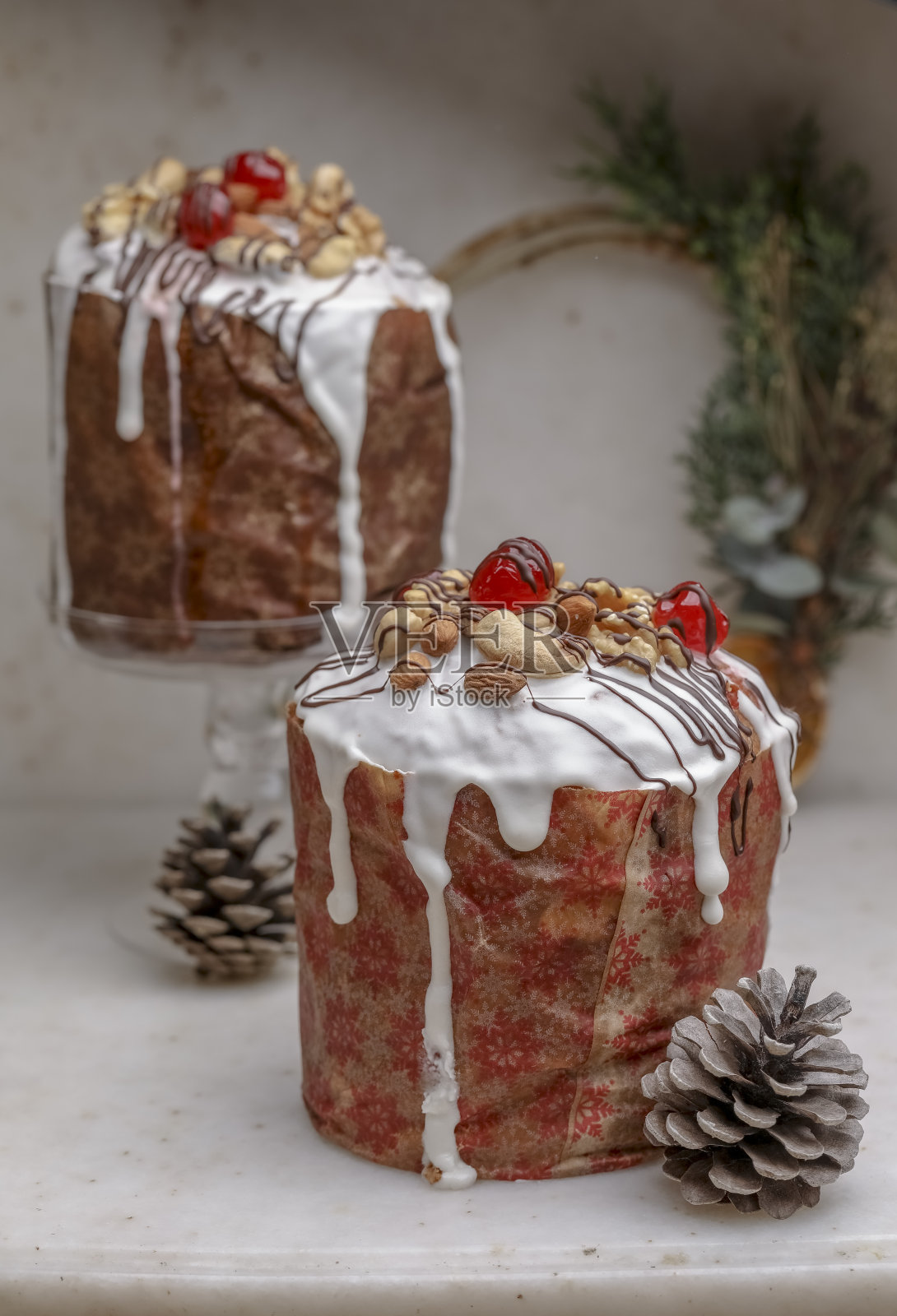 配水果和釉彩的潘妮朵妮照片摄影图片