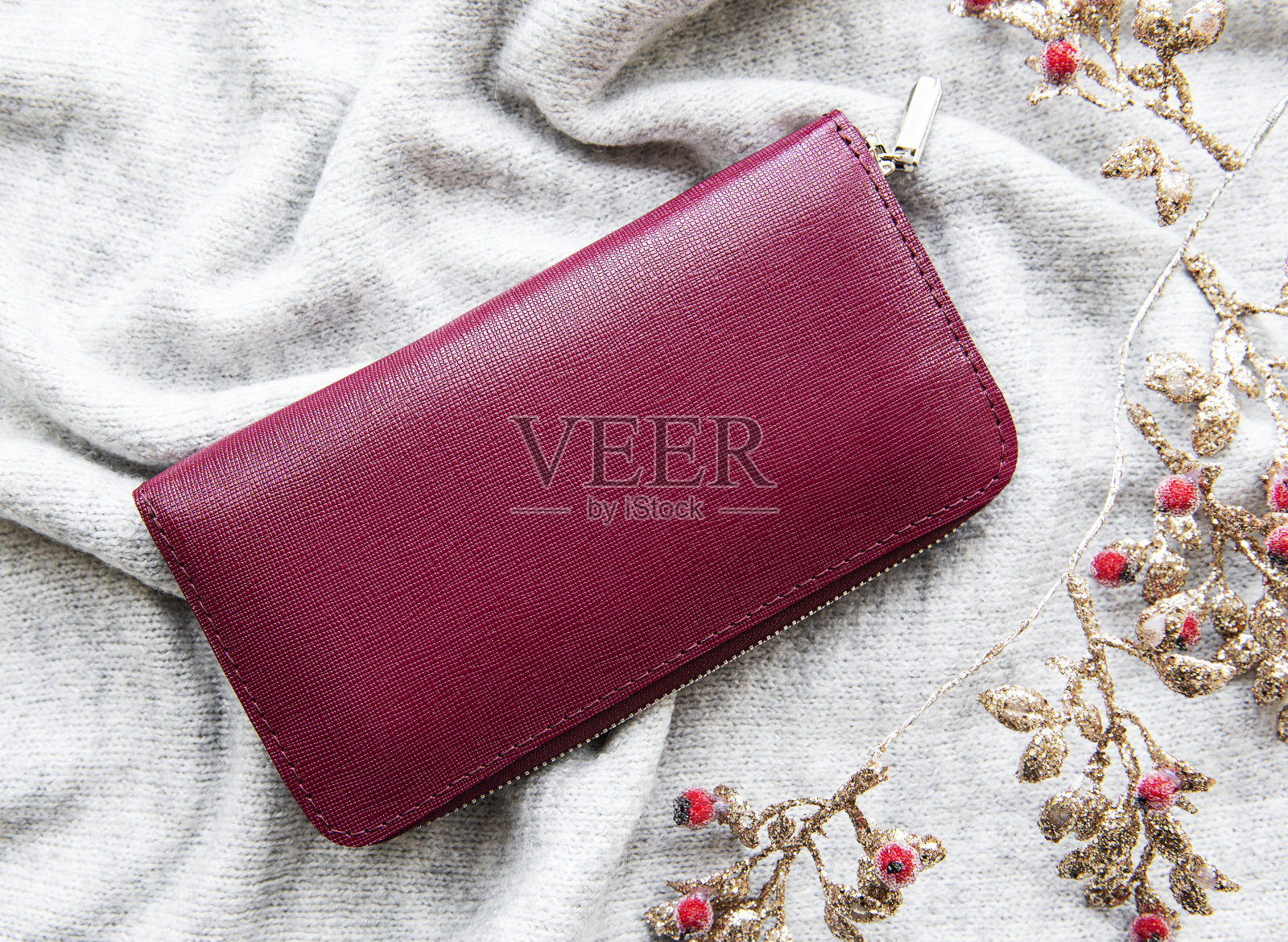 红皮钱包照片摄影图片