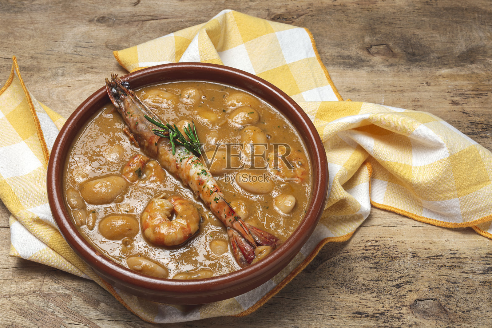 自制白豆炖虾照片摄影图片