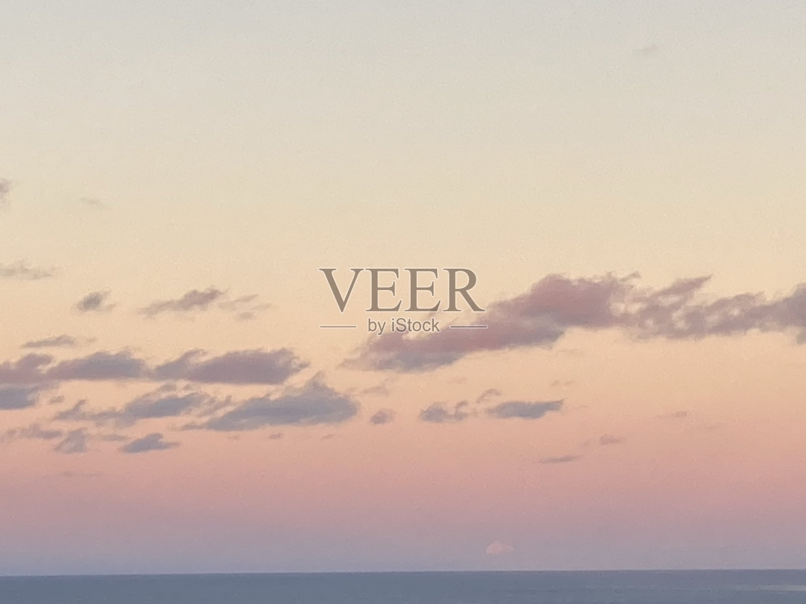 奎兰月球照片摄影图片