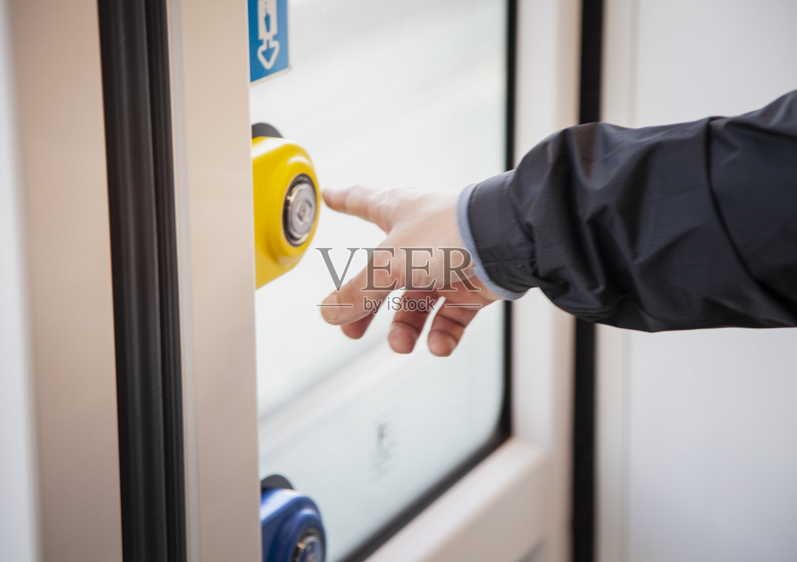 城市之旅照片摄影图片