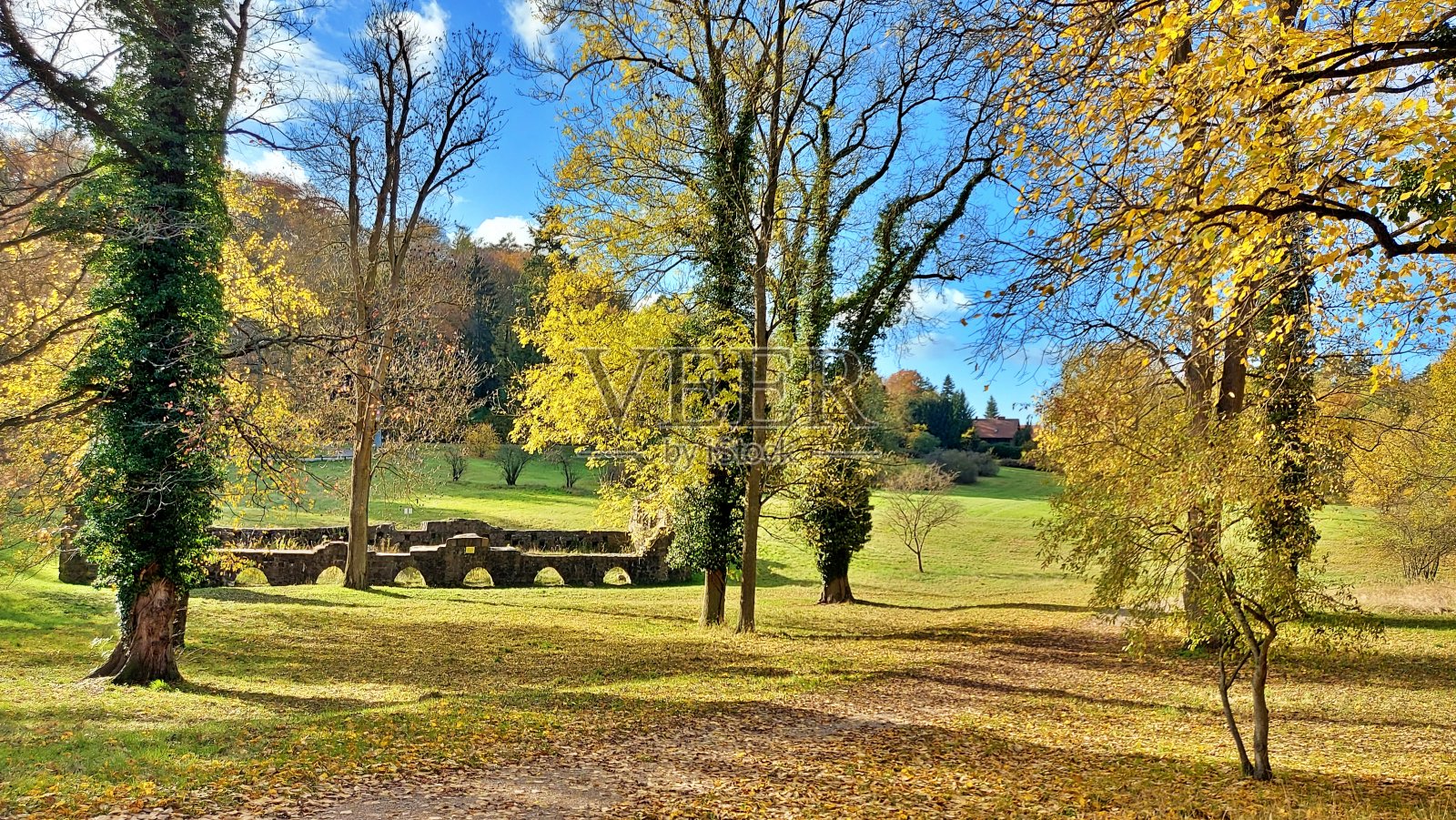 建筑物的遗迹照片摄影图片