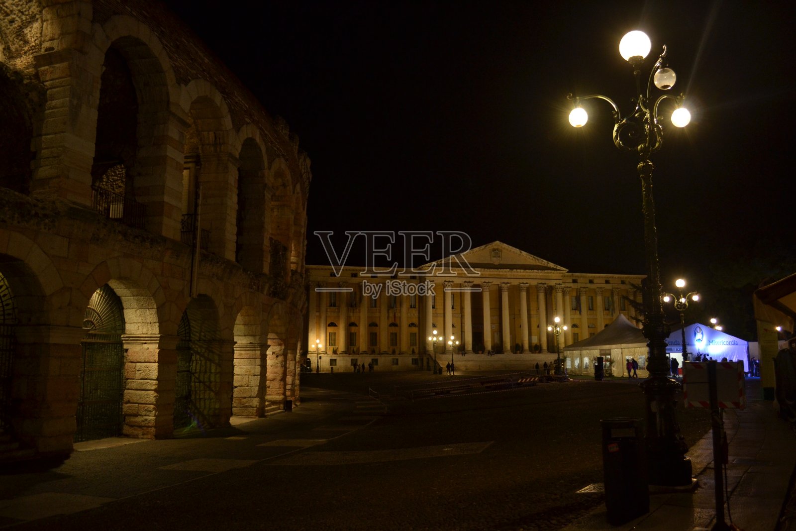 维罗纳夜间照片摄影图片