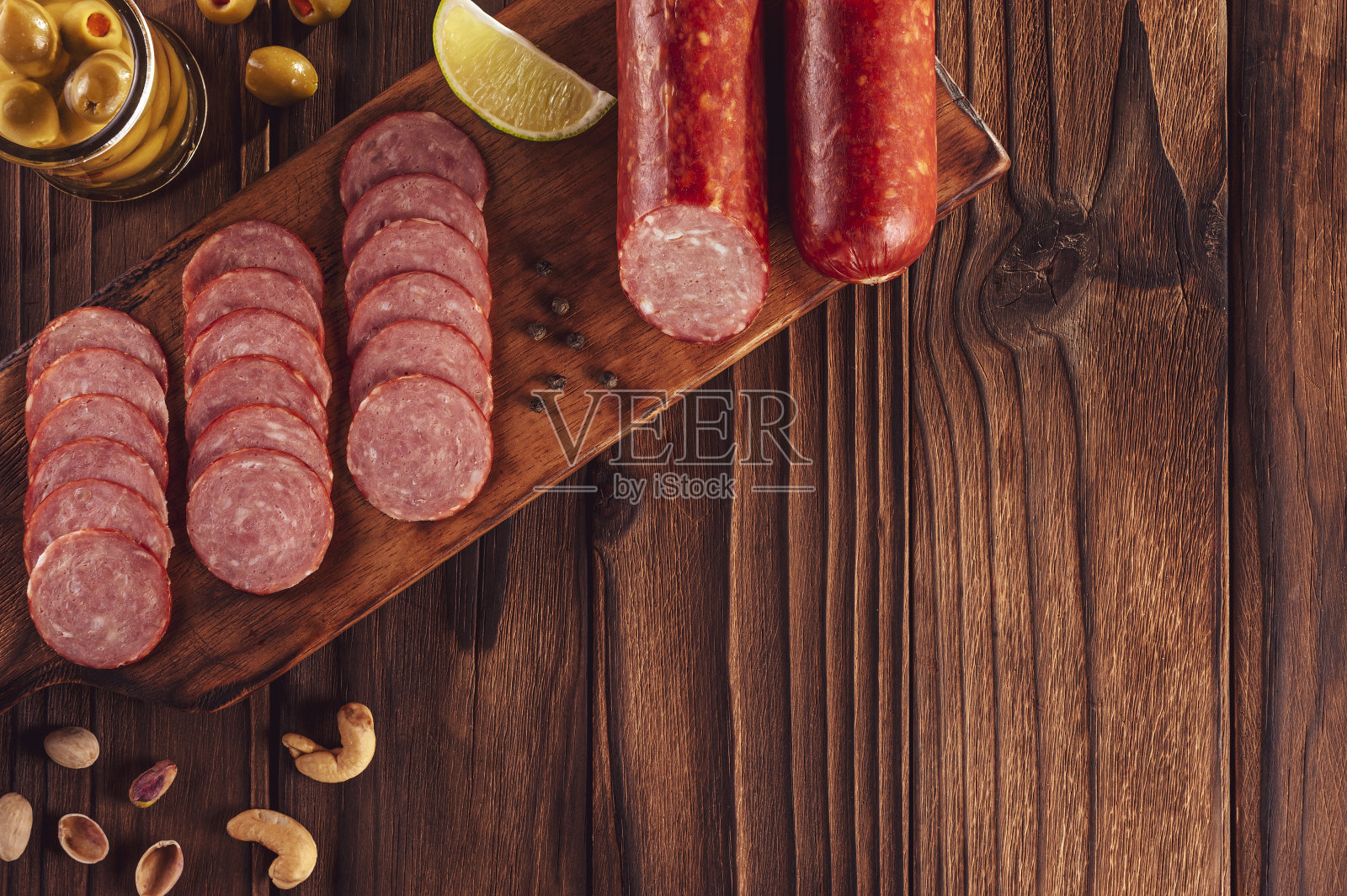 烟熏香肠照片摄影图片