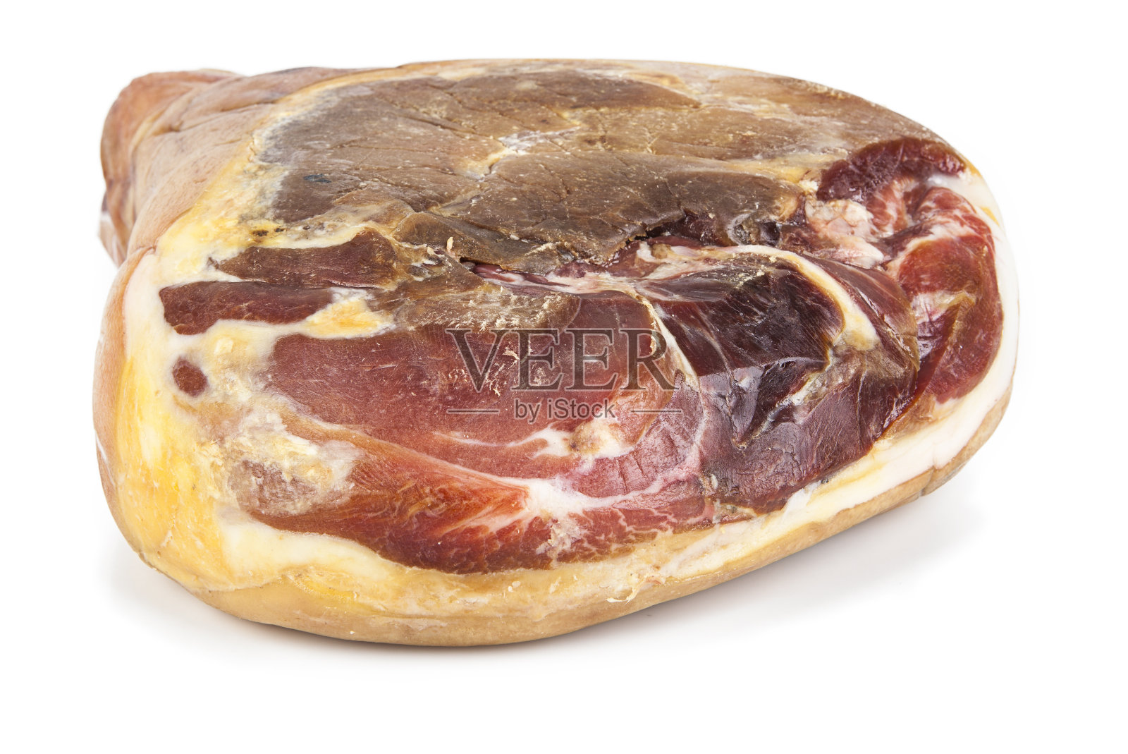 传统意大利火腿克鲁多火腿孤立在白色背景。从不同的角度看投资组合。照片摄影图片