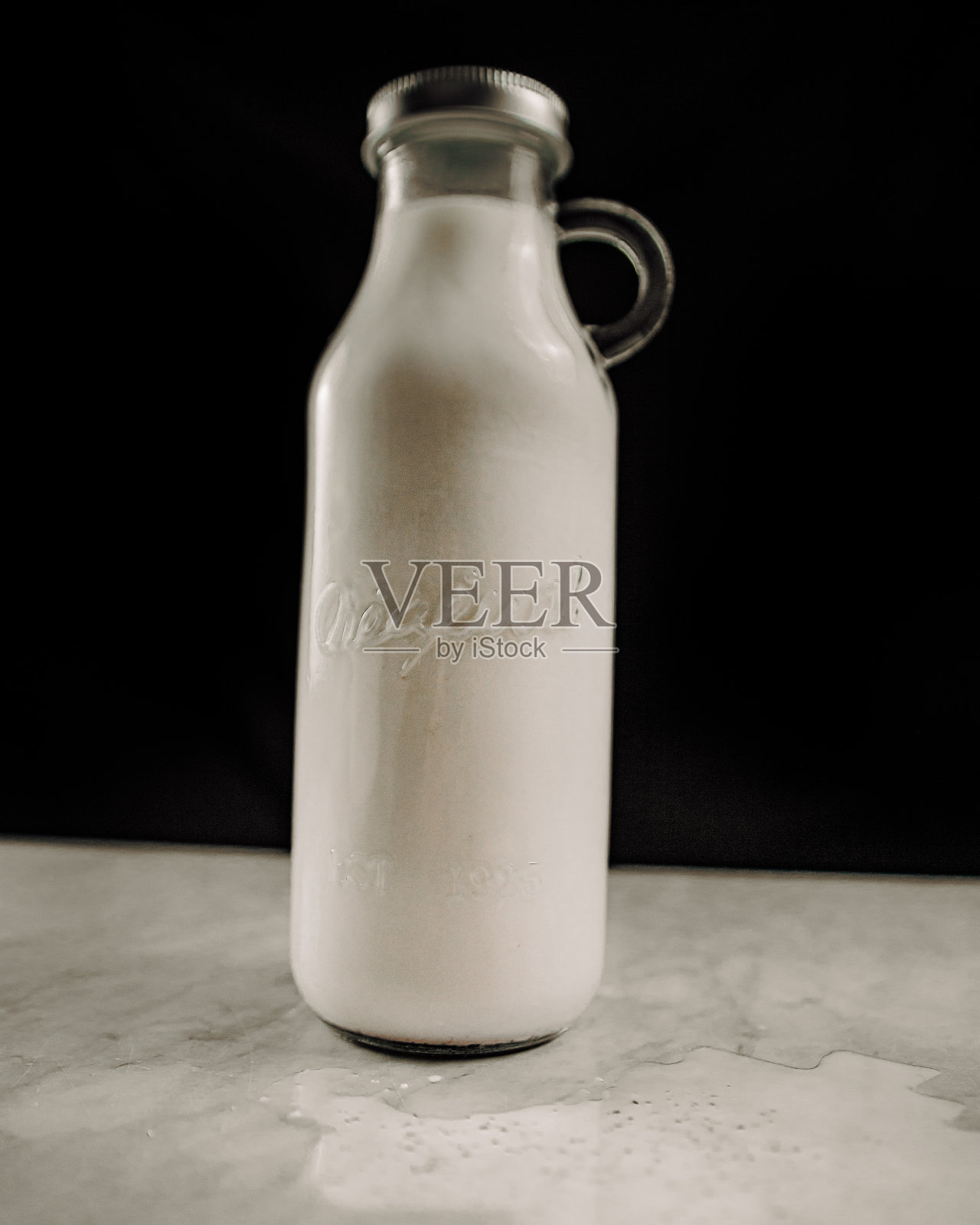 搅拌机孤立的黑色背景照片摄影图片