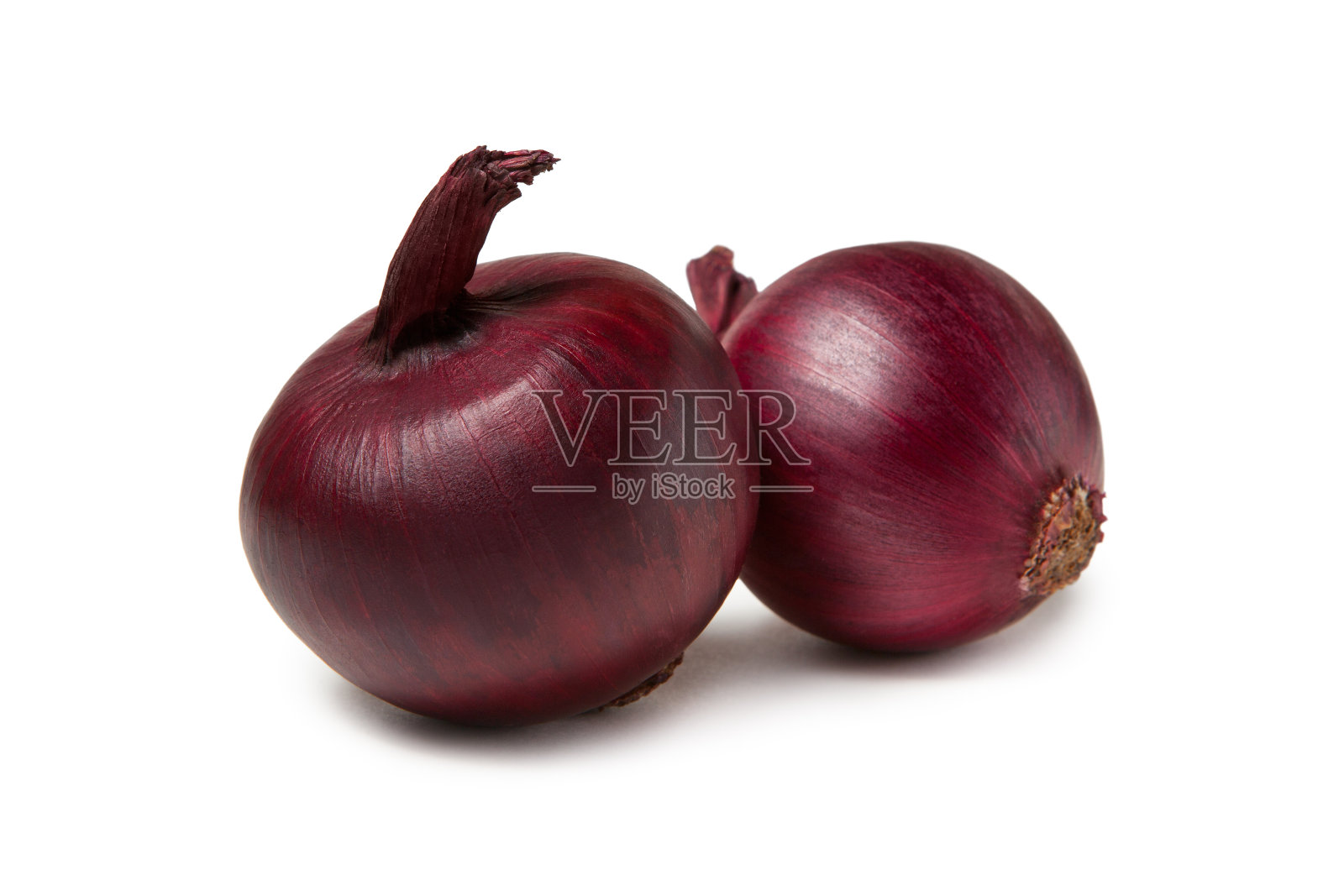 在白色背景上孤立的红色洋葱球照片摄影图片