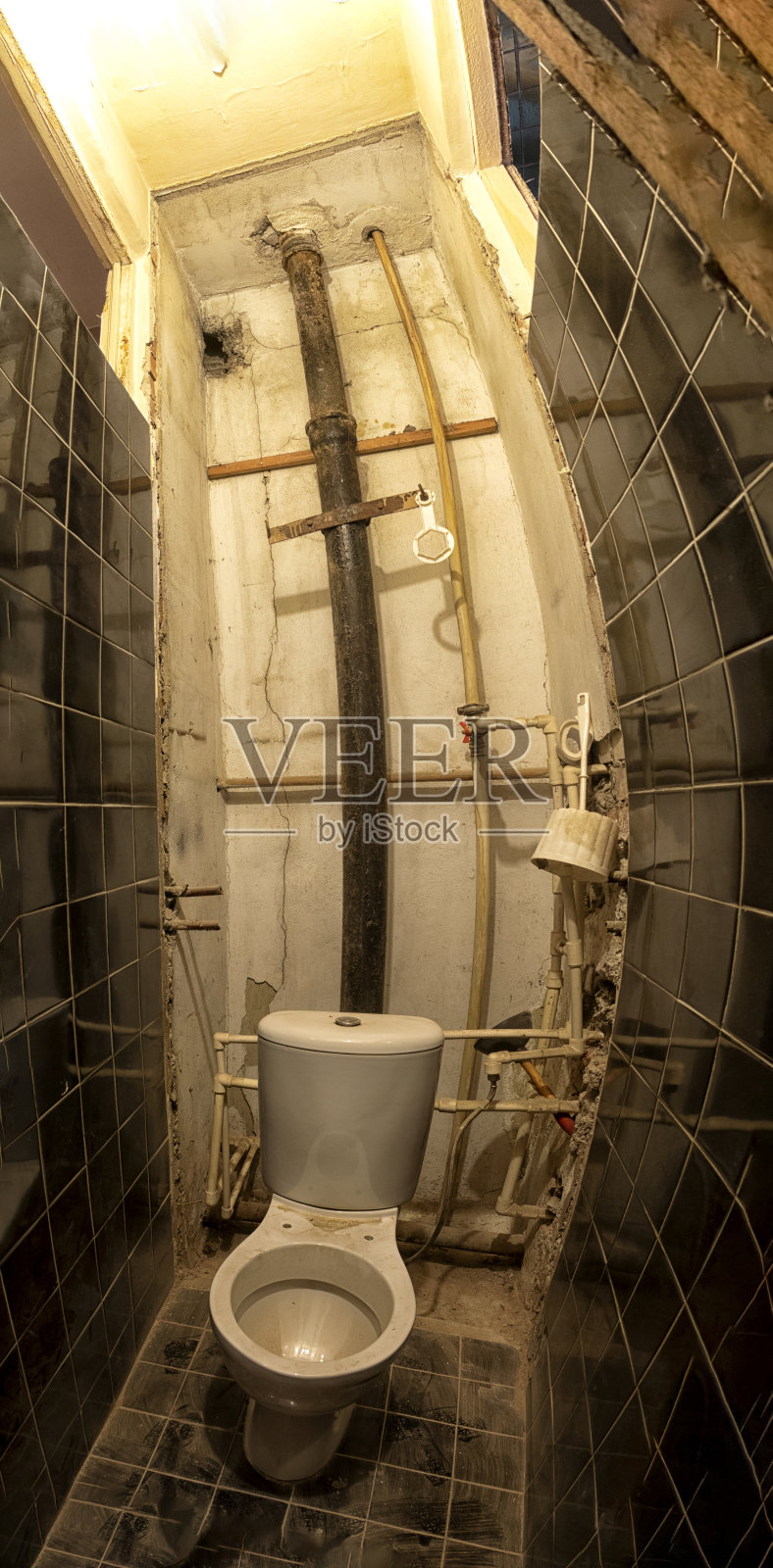 家居装修-旧公寓装修期间。俄罗斯。照片摄影图片