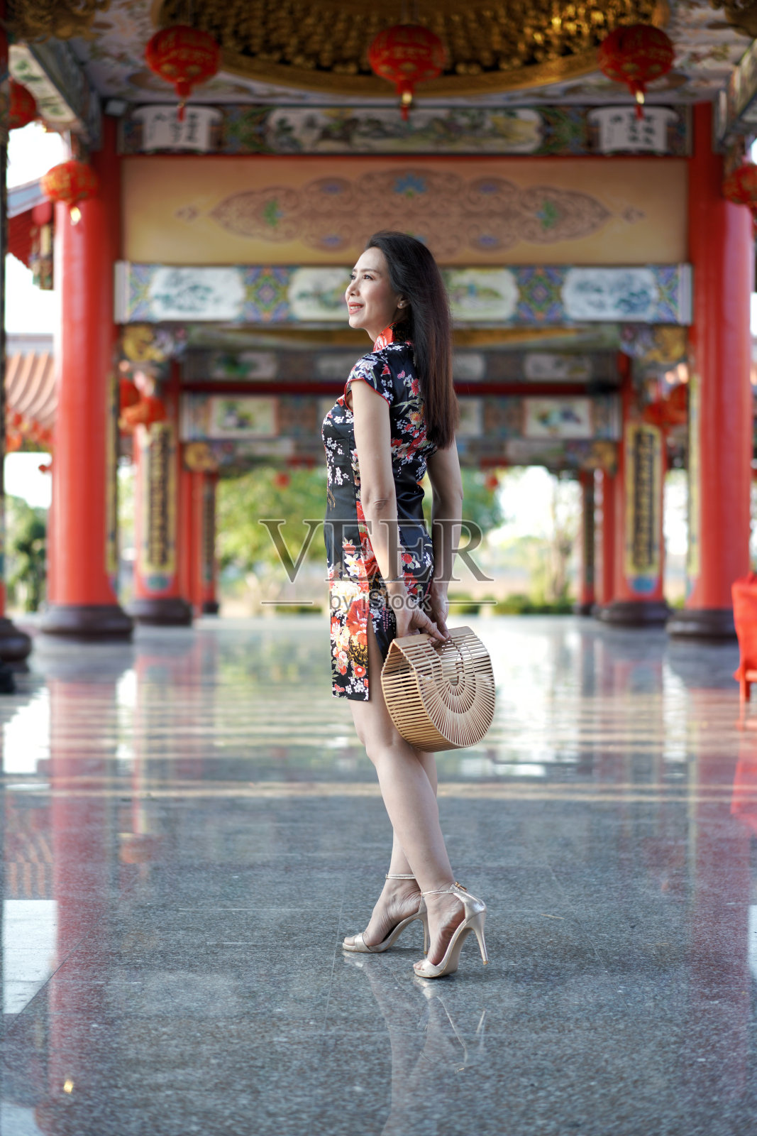 追求幸福。照片摄影图片