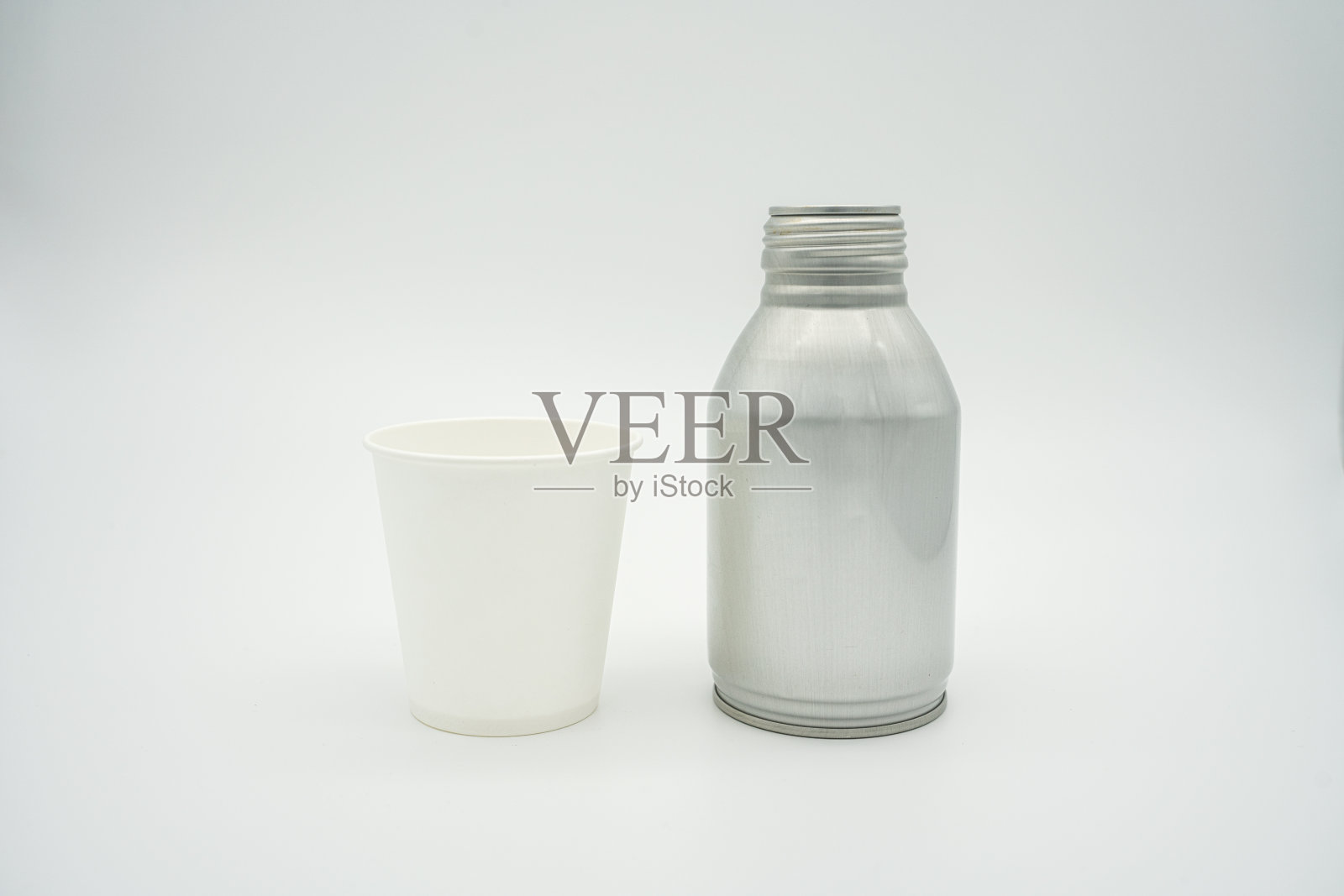 饮料罐回收概念照片摄影图片