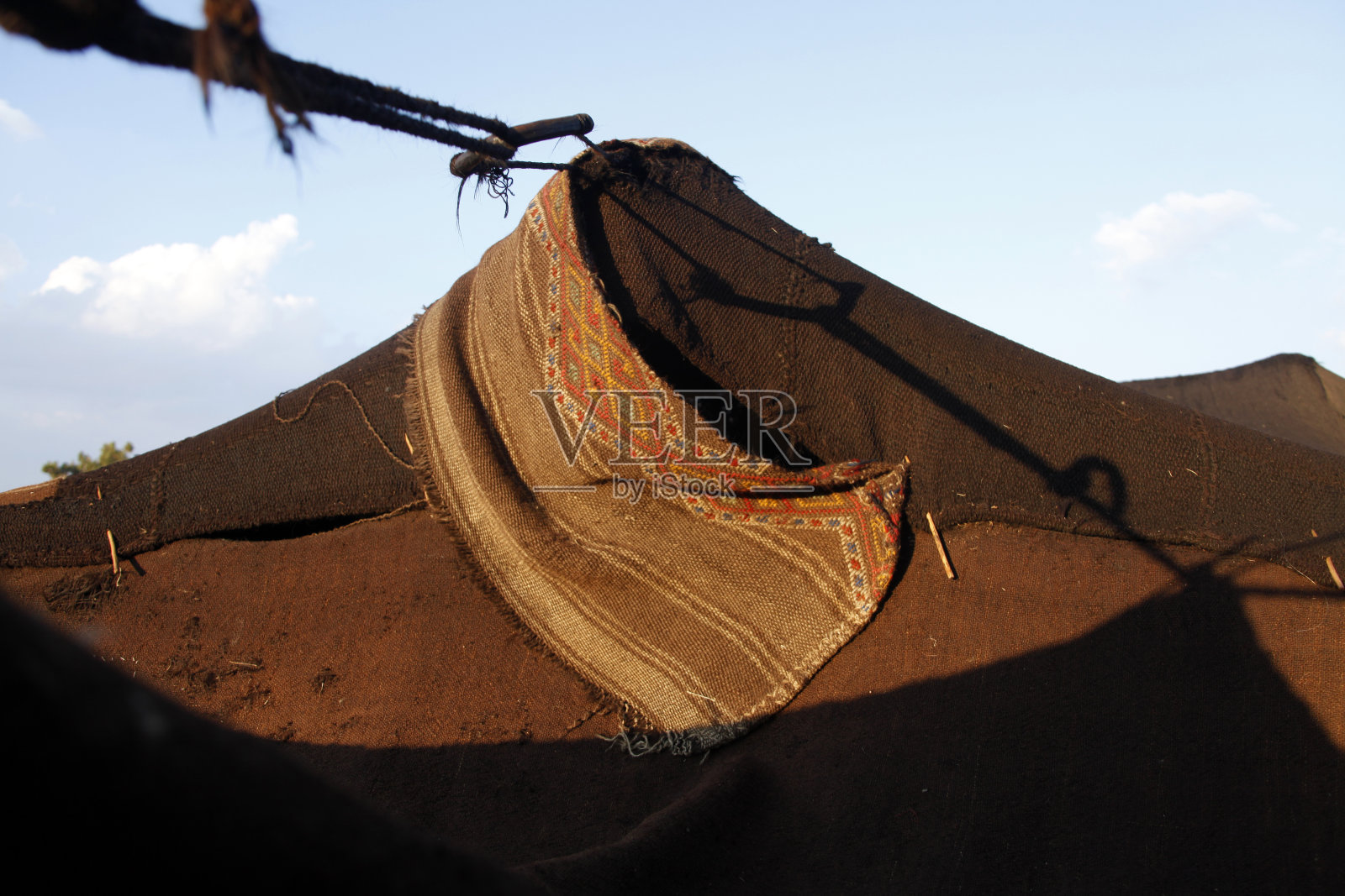 游牧民族的山羊毛帐篷照片摄影图片