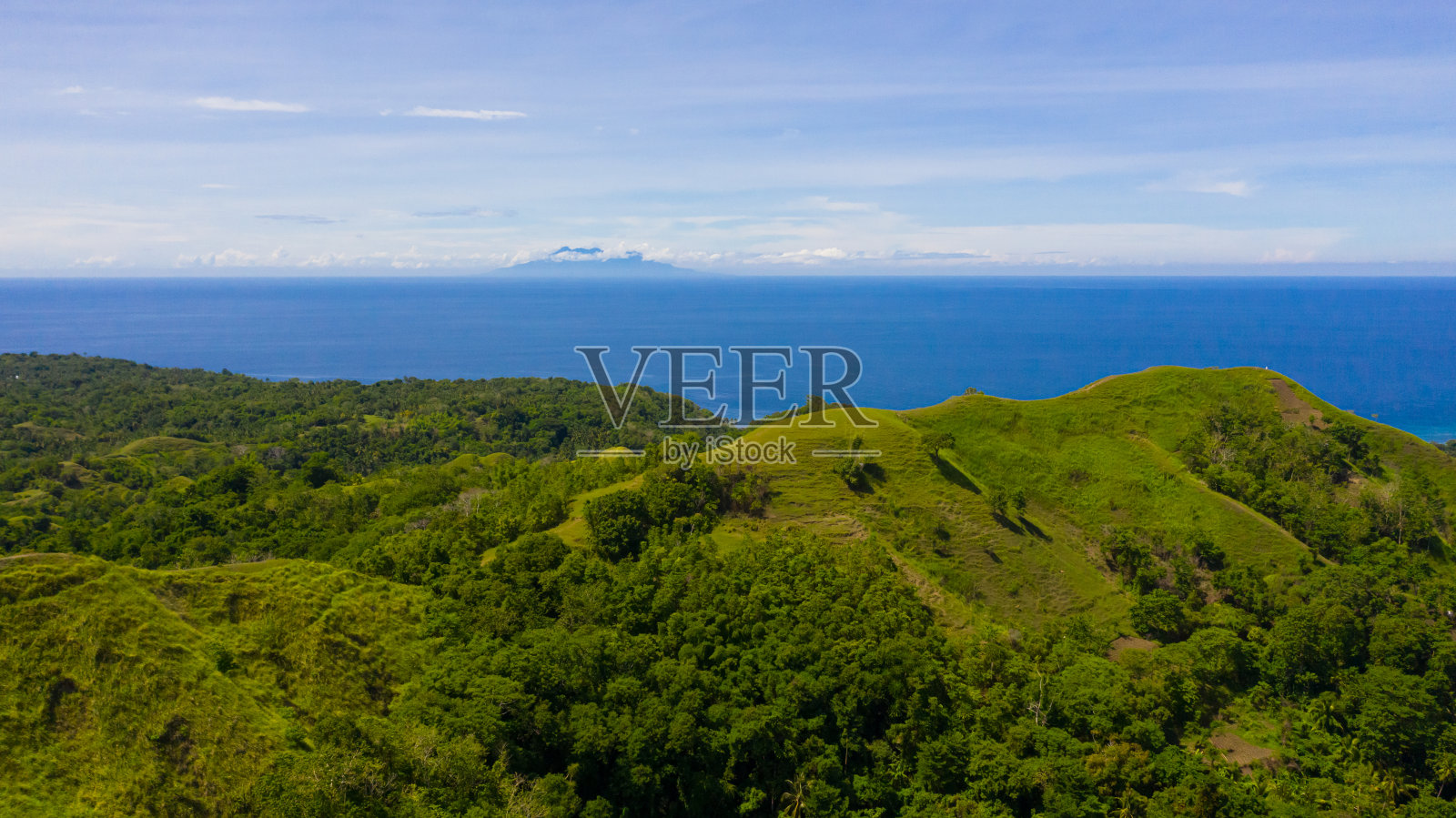 有热带植被的丘陵和山脉。保和、菲律宾照片摄影图片