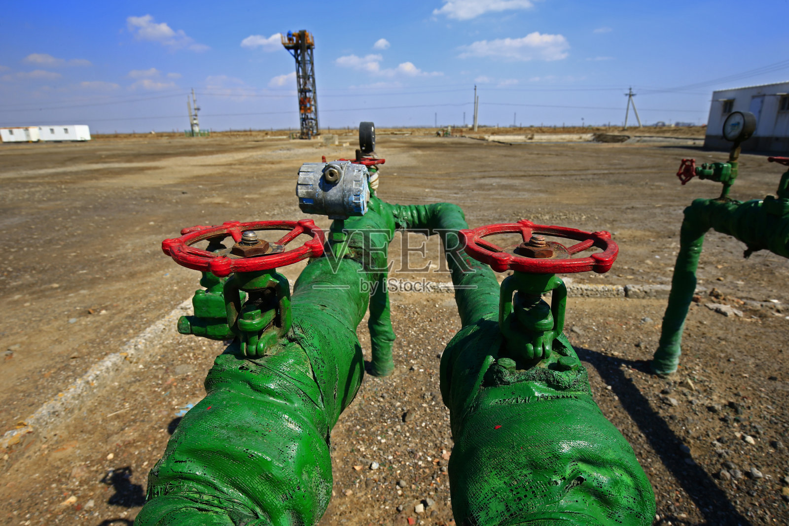 油管和阀门照片摄影图片