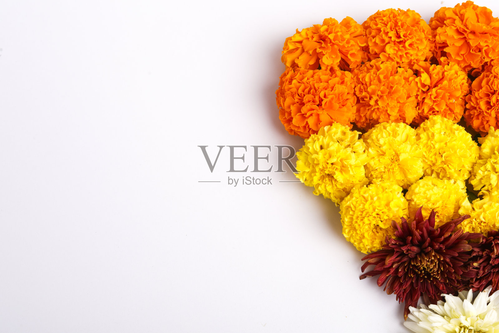 橙色和黄色的万寿菊花装饰印度节日照片摄影图片